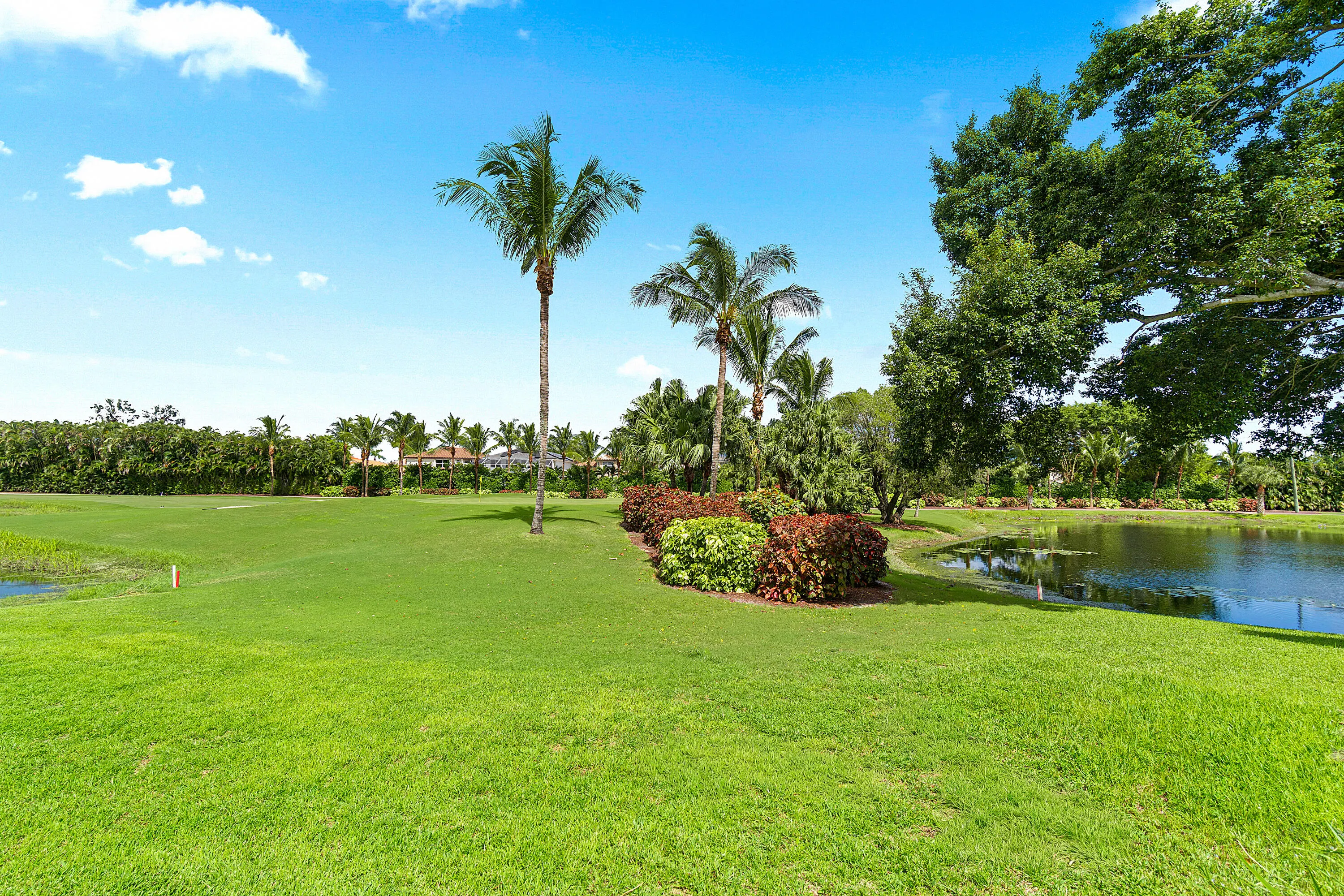 11270 Cloverleaf Circle