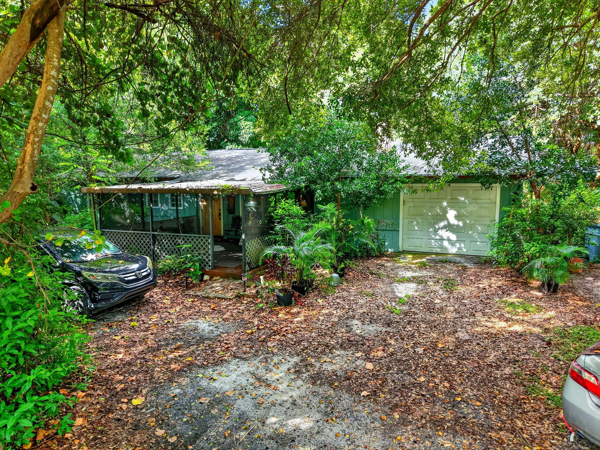 5679 SIMS Road