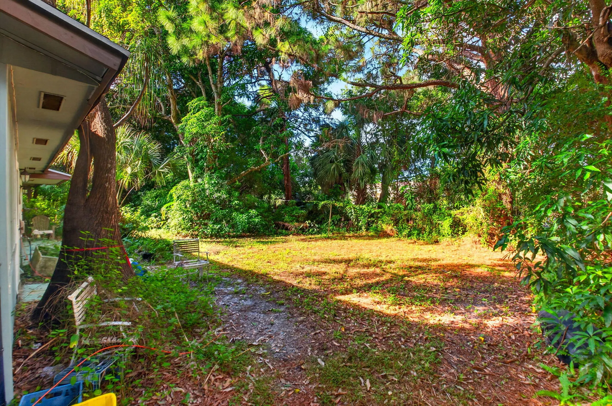5679 SIMS Road