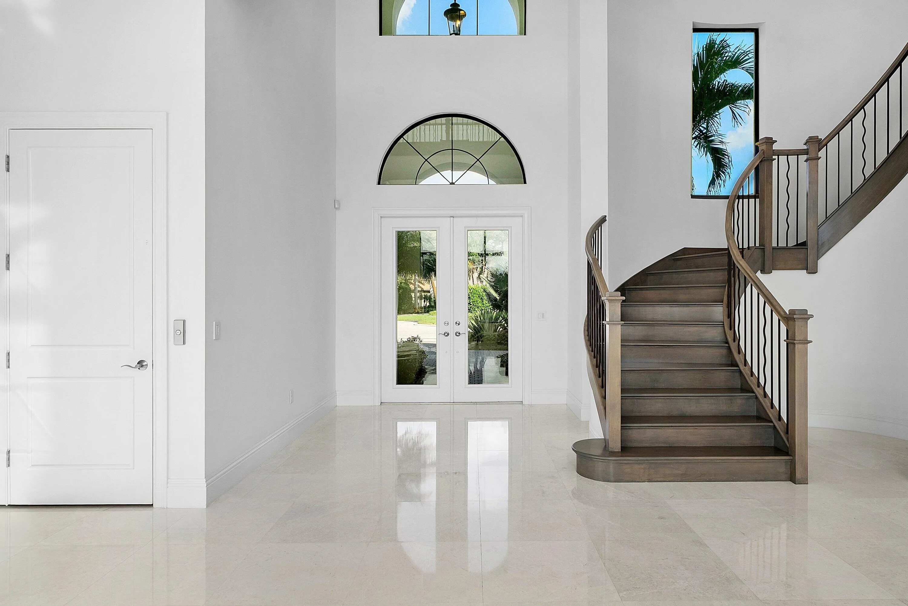 16526 Fleur De Lis Way