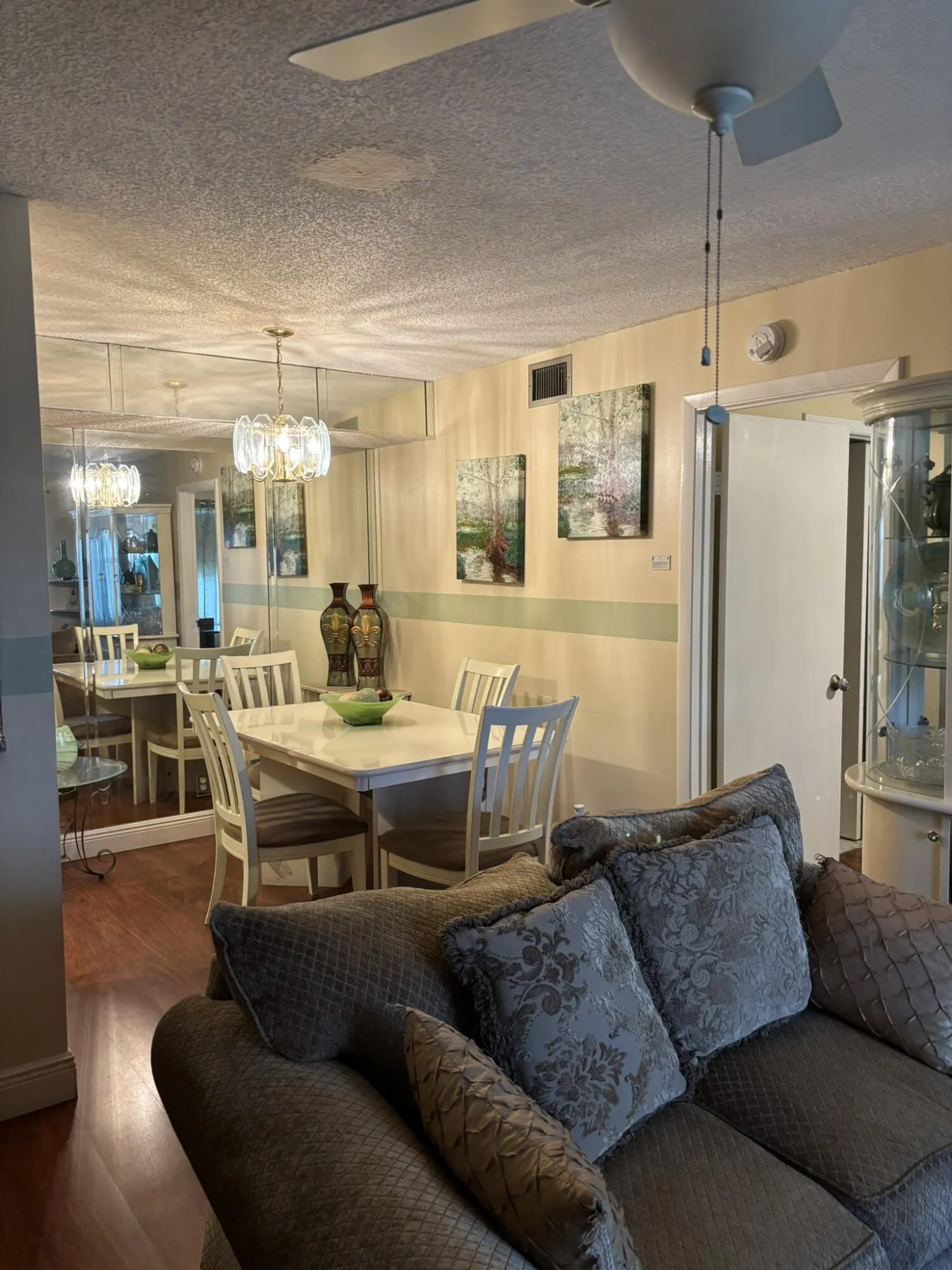 7106 GOLF COLONY Court #201