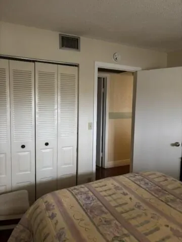 7106 GOLF COLONY Court #201