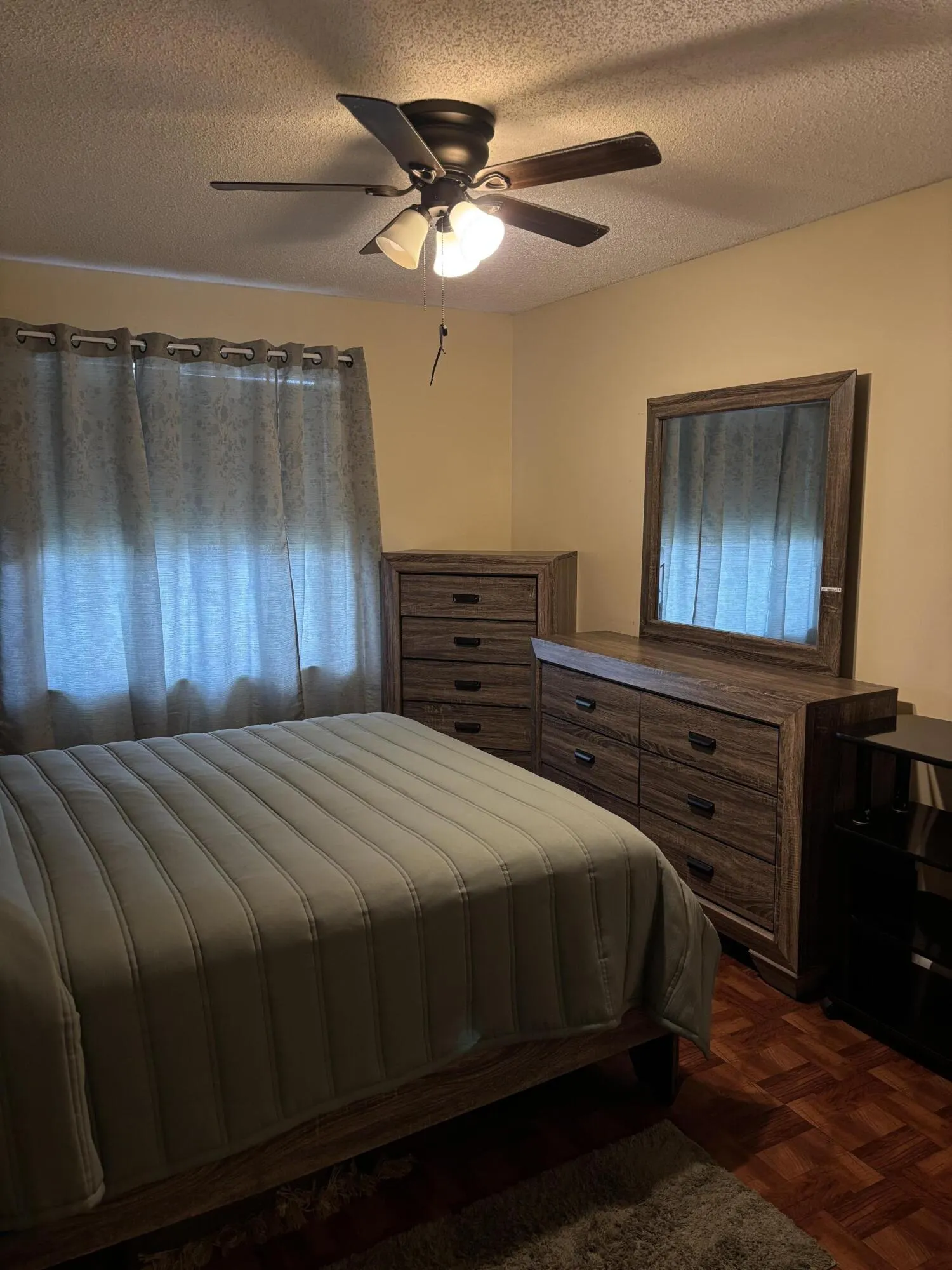 7106 GOLF COLONY Court #201