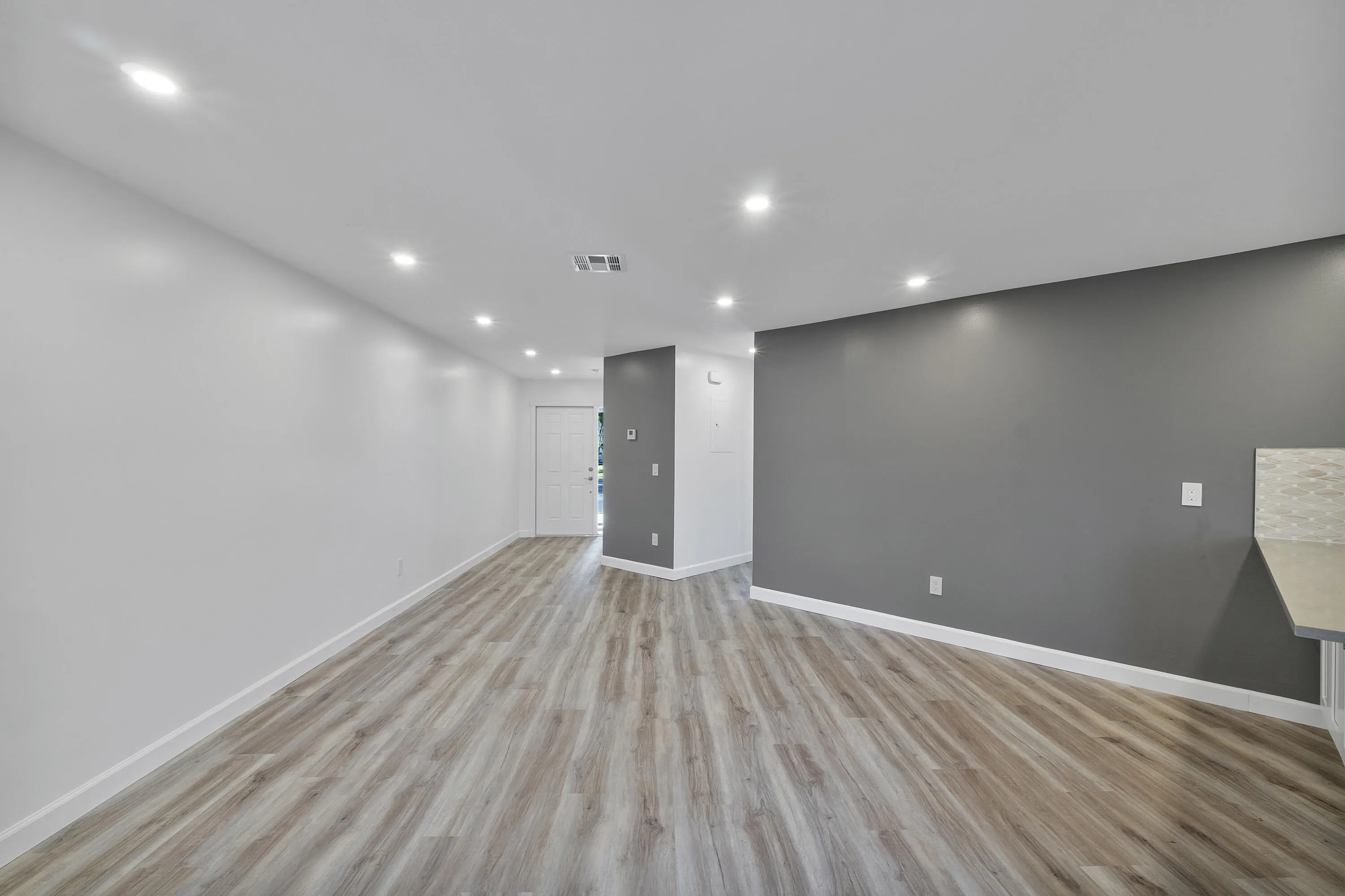 273 NW 36TH Avenue