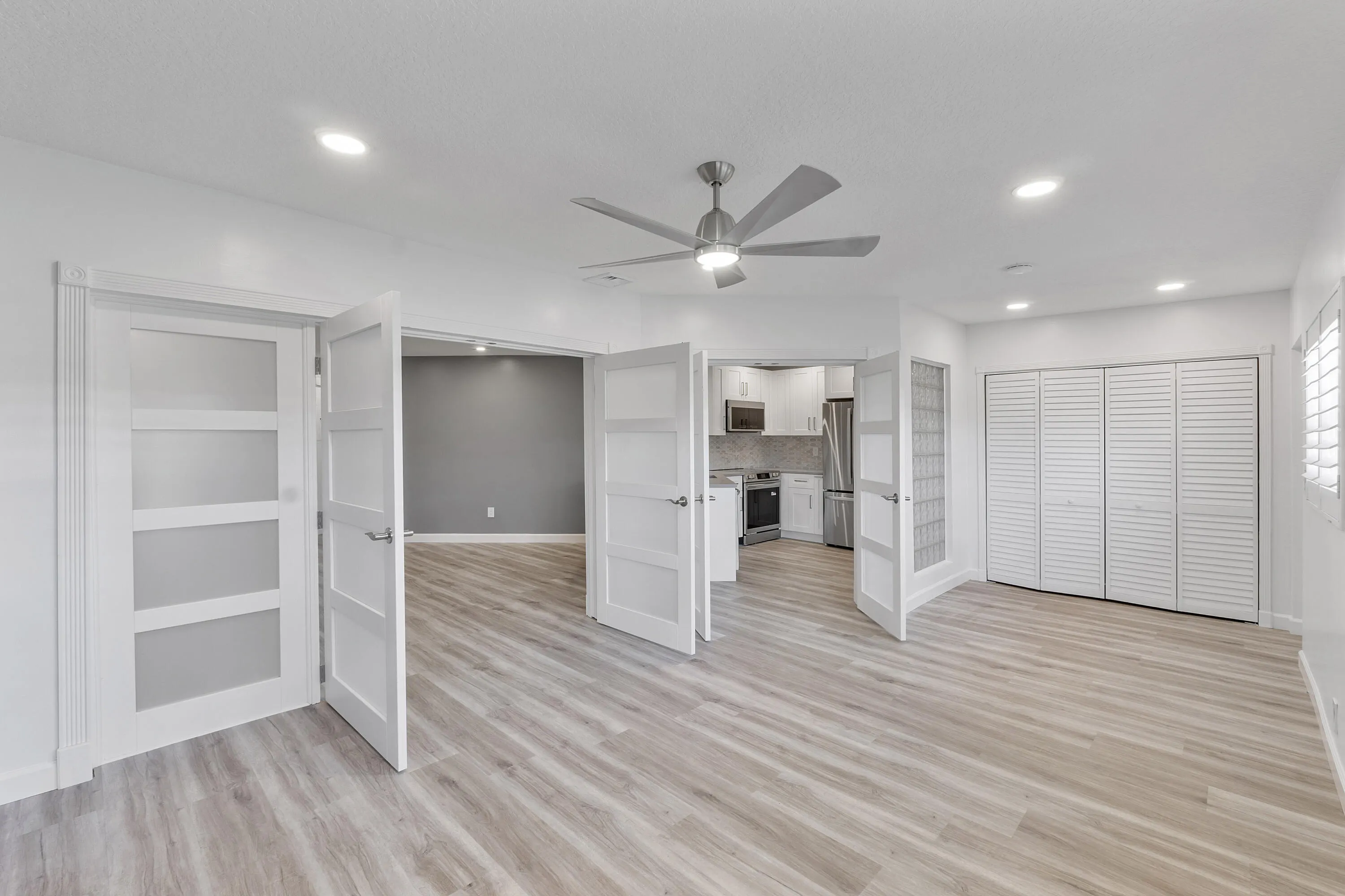 273 NW 36TH Avenue