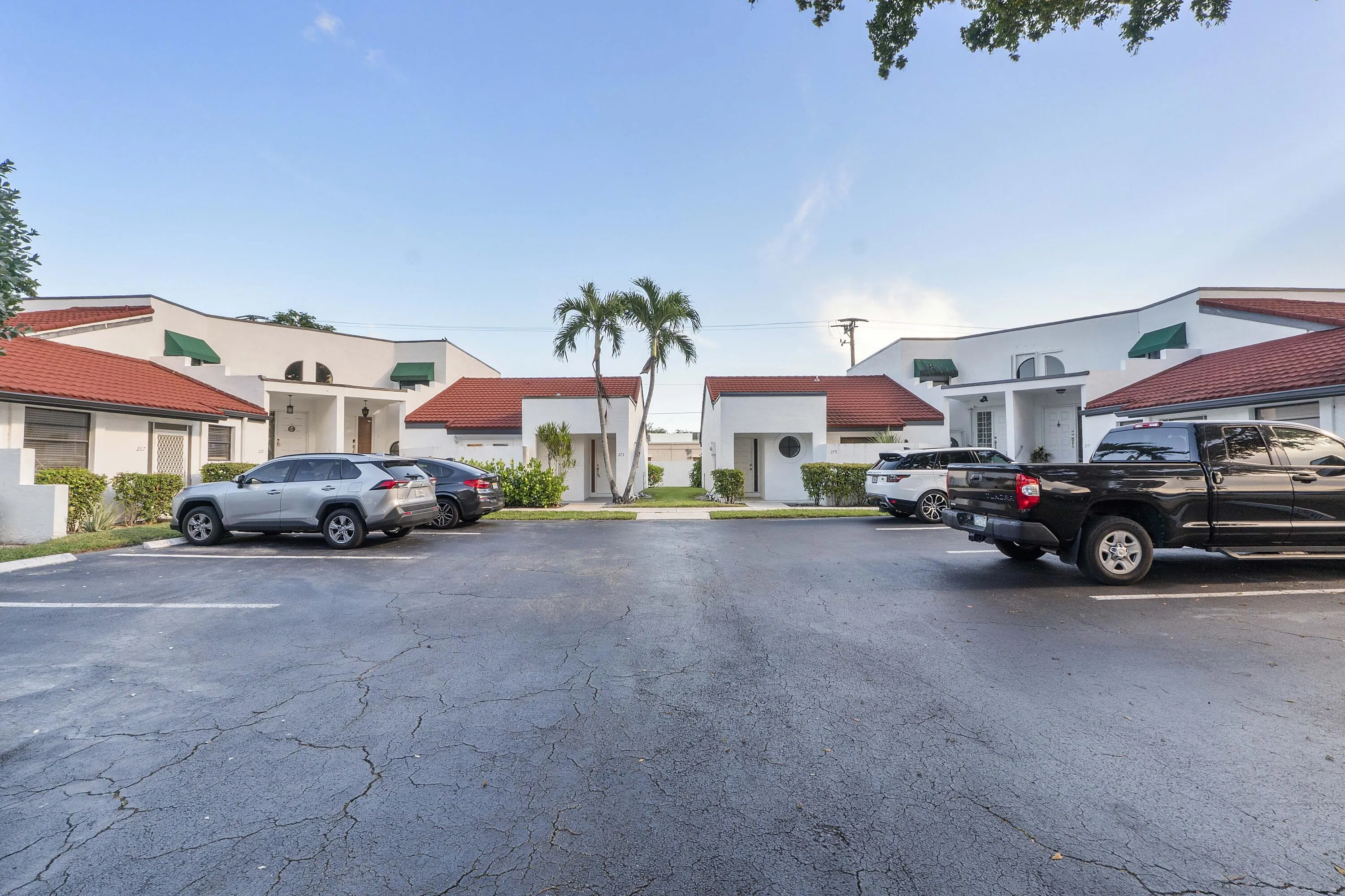 273 NW 36TH Avenue