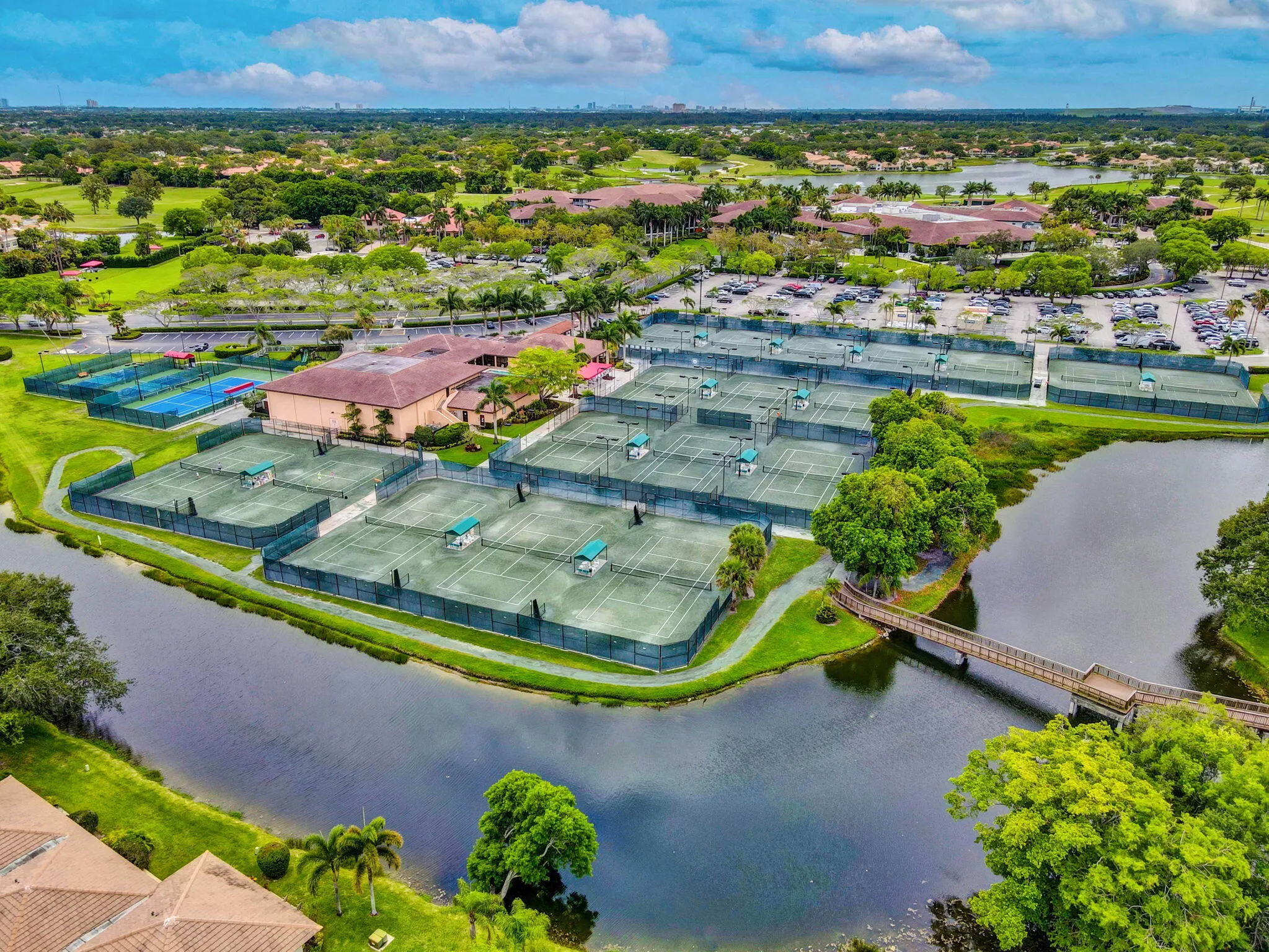 7 GOVERNORS Court