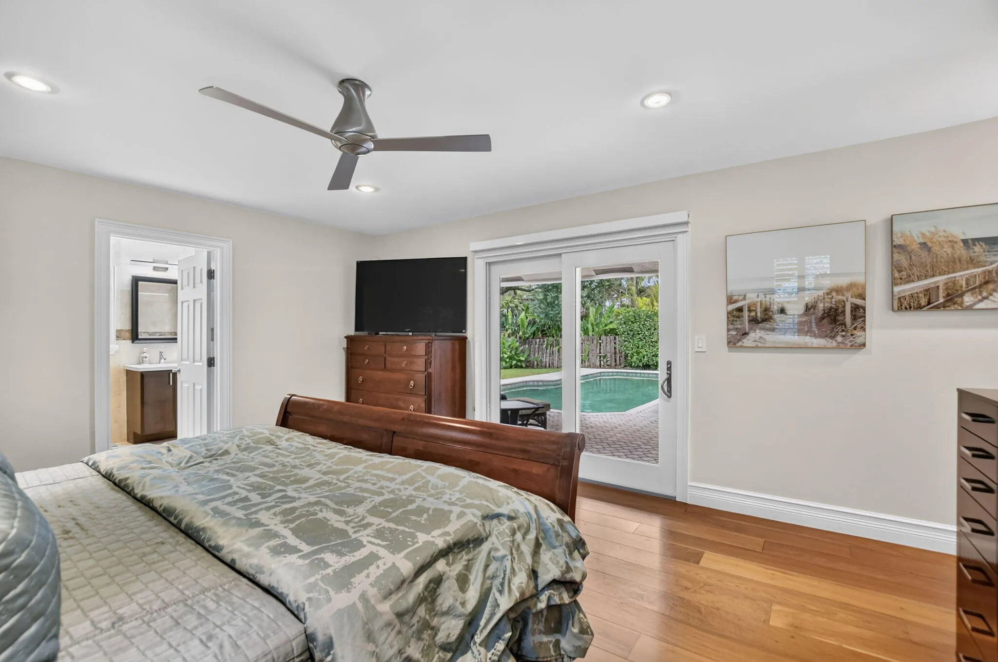 840 SW 21ST Street