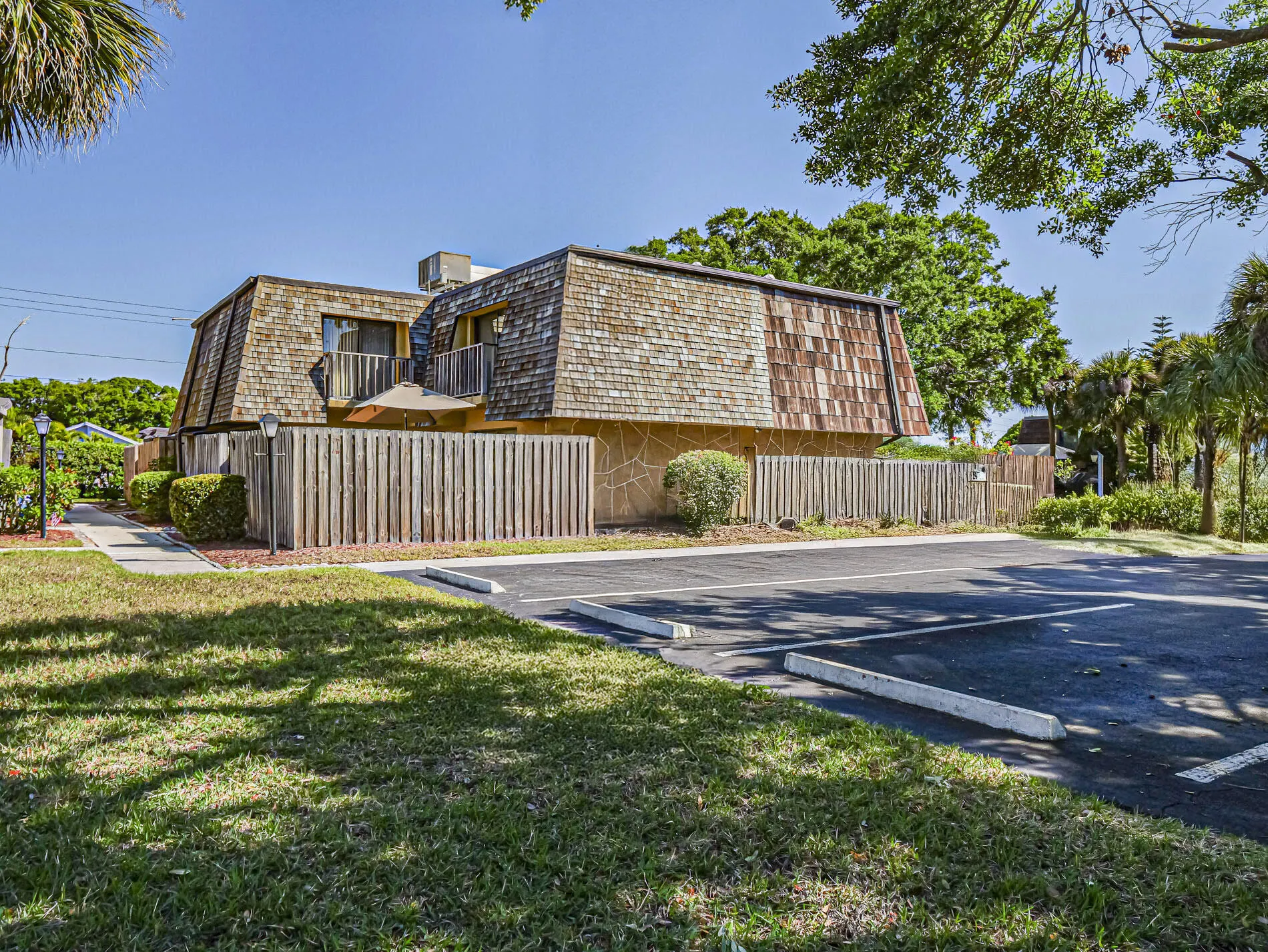 510 N TROPIC Lane #10D