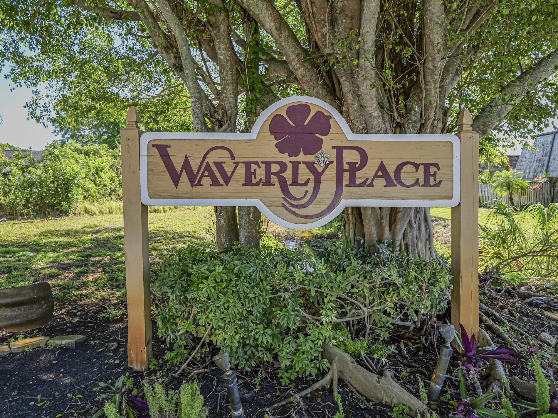 510 N TROPIC Lane #10D