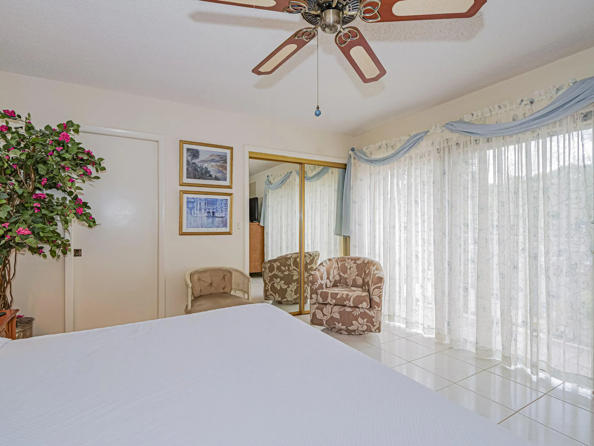 510 N TROPIC Lane #10D