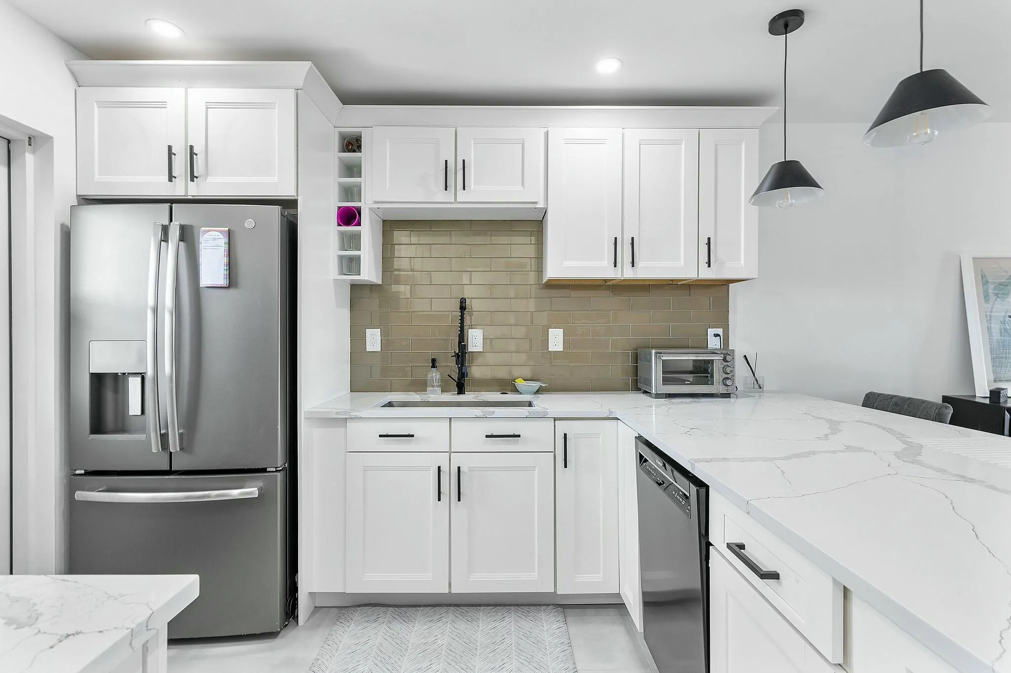 330 N Federal Highway #211