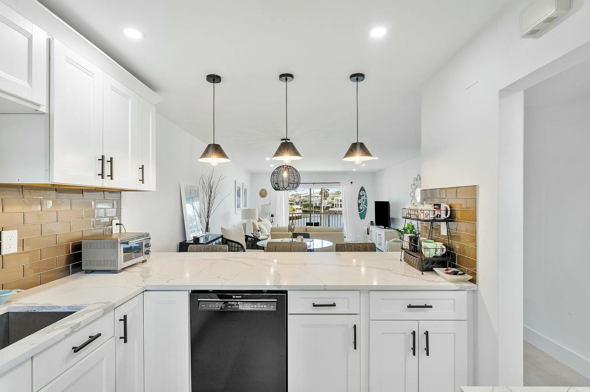 330 N Federal Highway #211