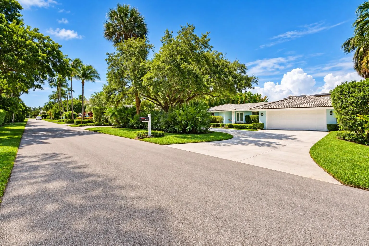 1141 BANYAN Road