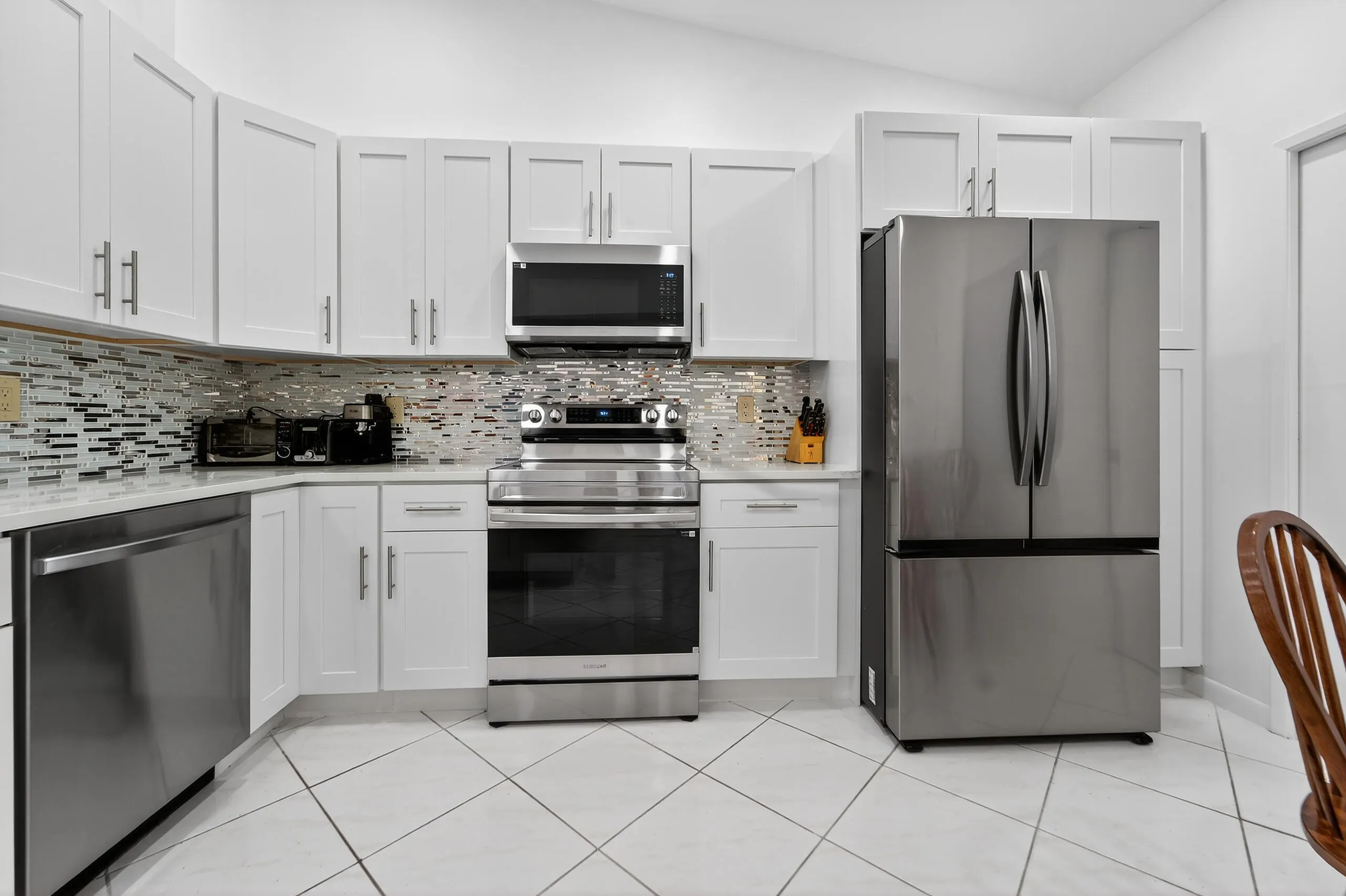 6147 WALDWICK Circle