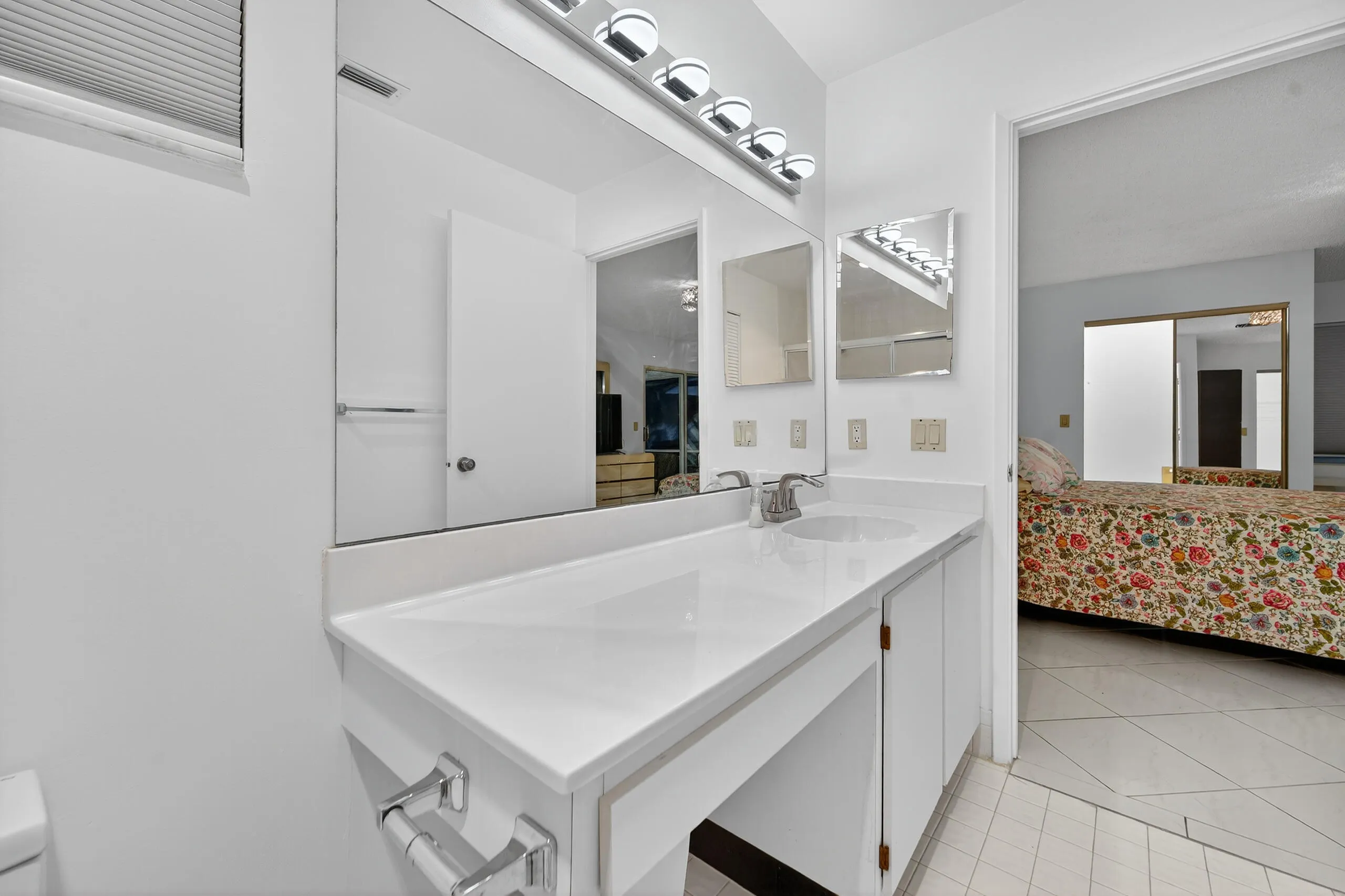 6147 WALDWICK Circle