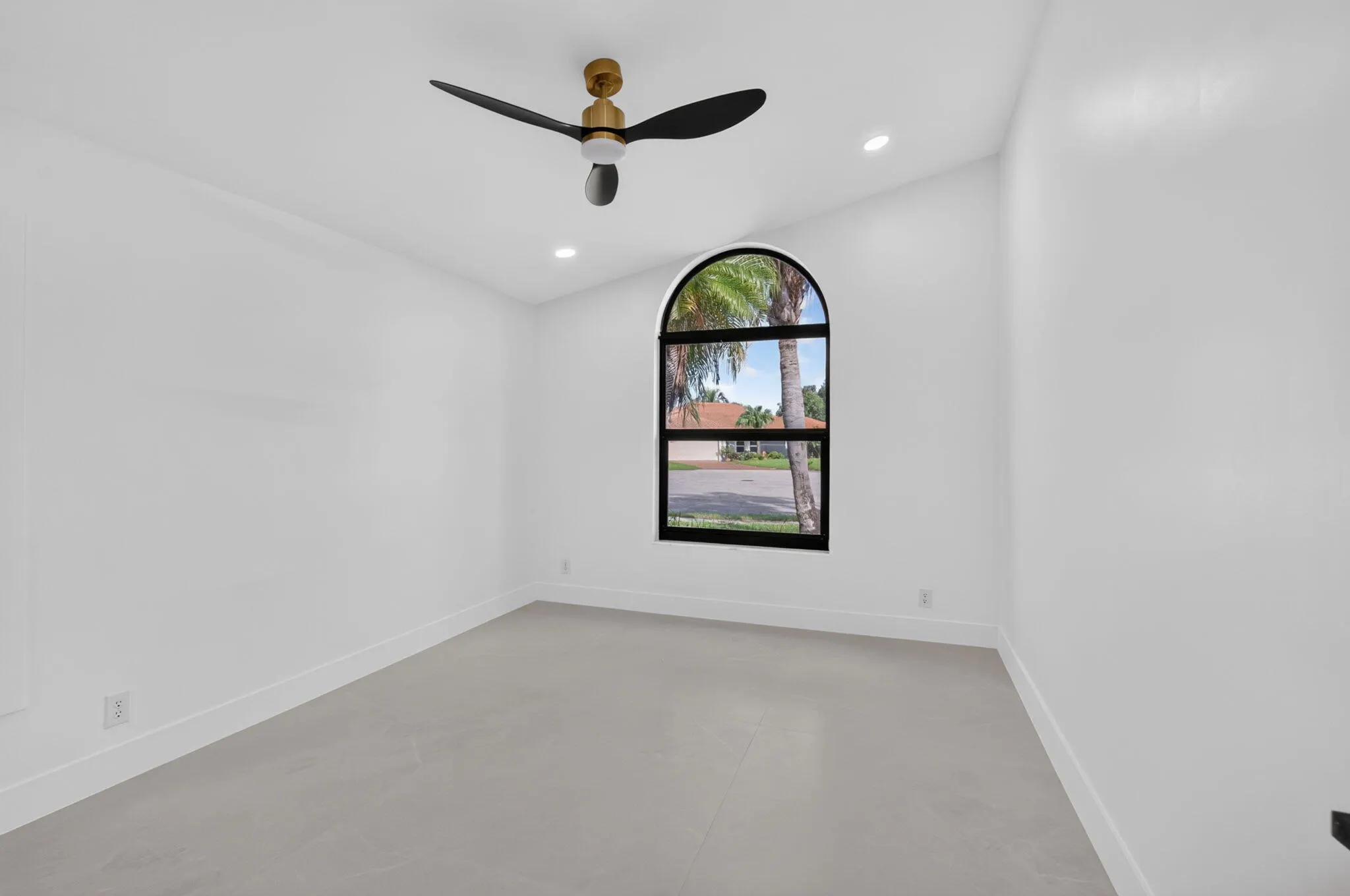 10226 FRESH MEADOW Lane
