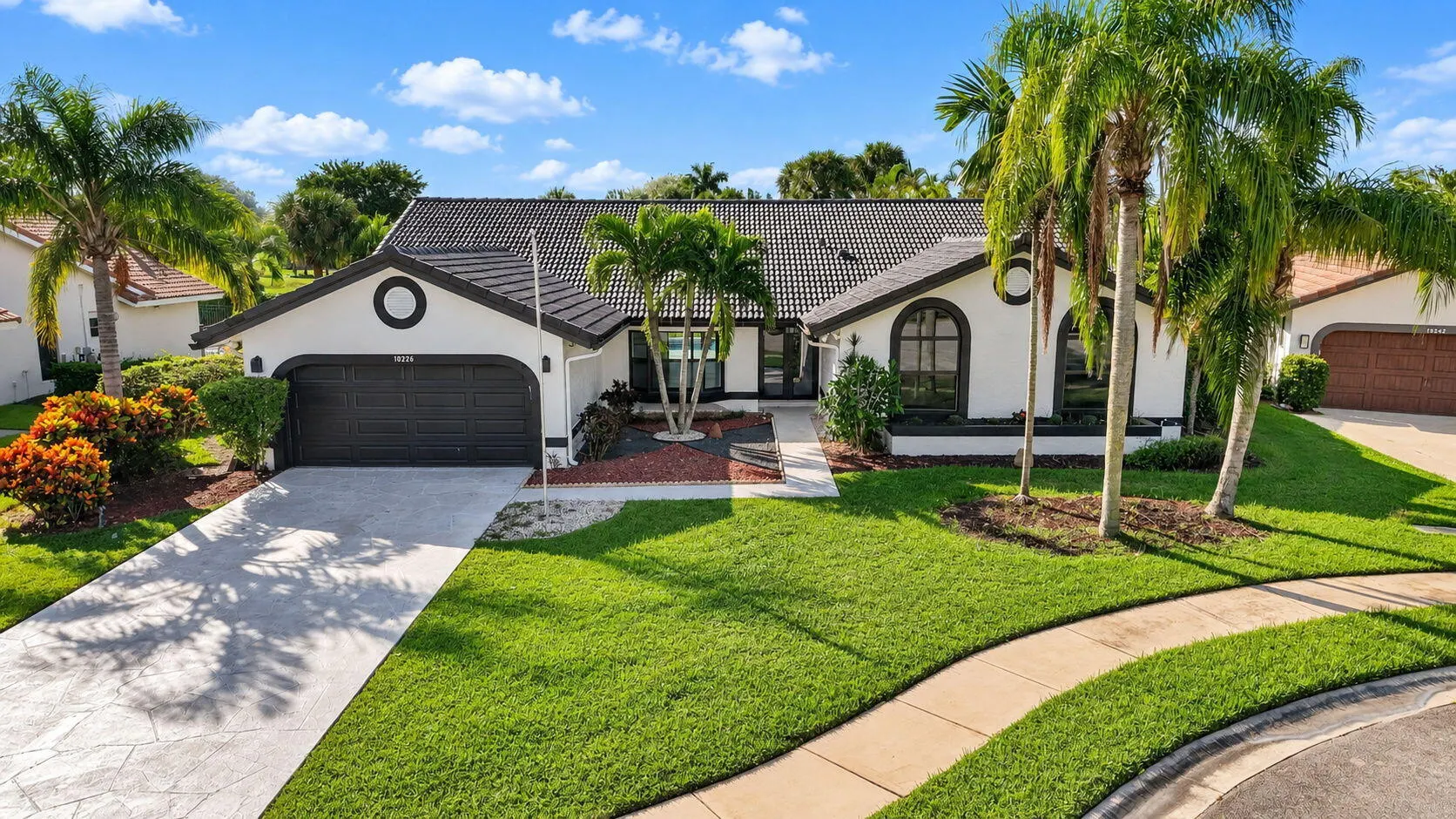 10226 FRESH MEADOW Lane