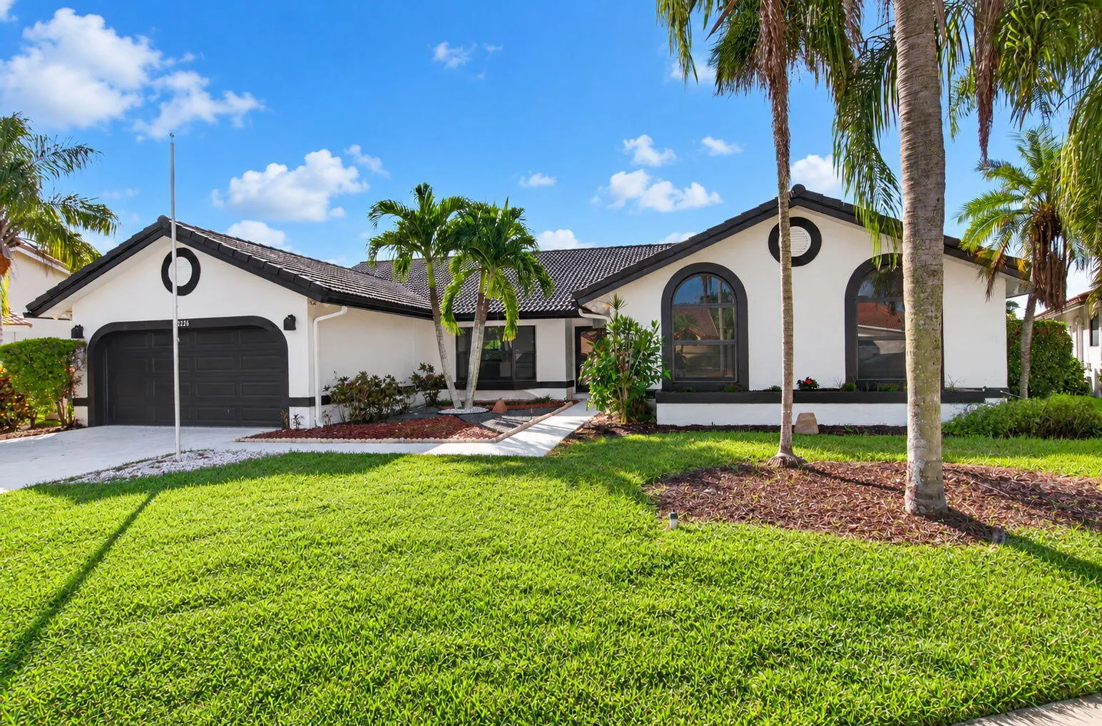 10226 FRESH MEADOW Lane
