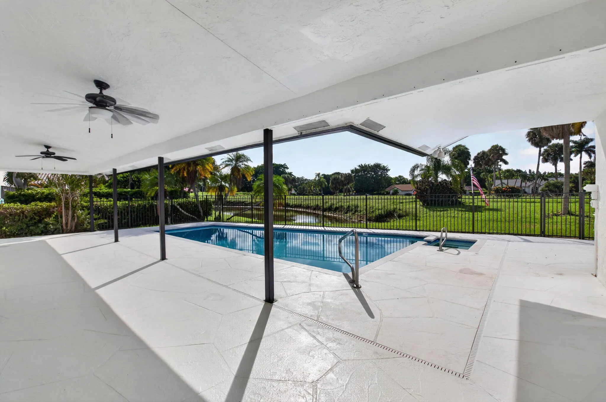 10226 FRESH MEADOW Lane
