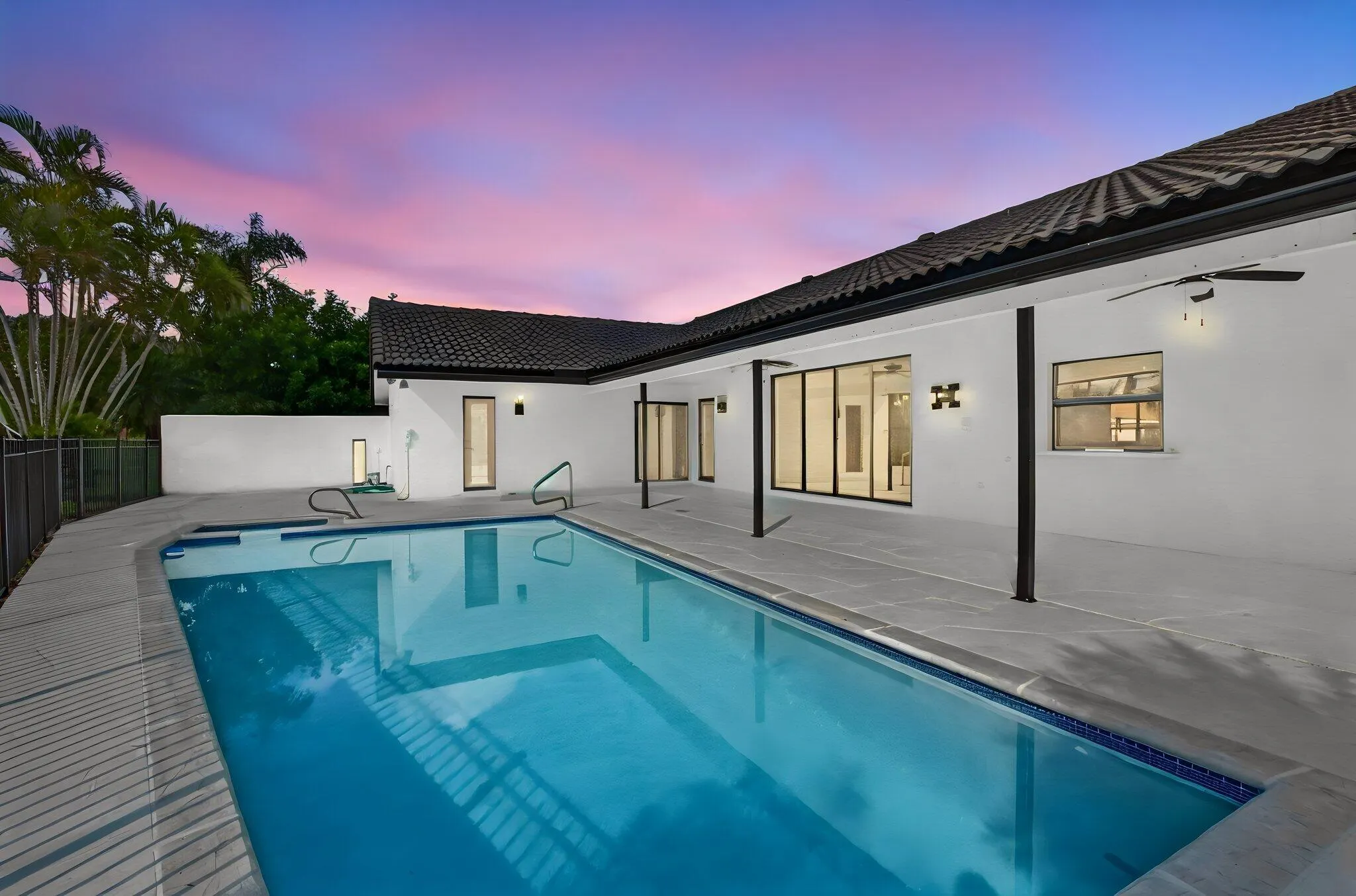 10226 FRESH MEADOW Lane