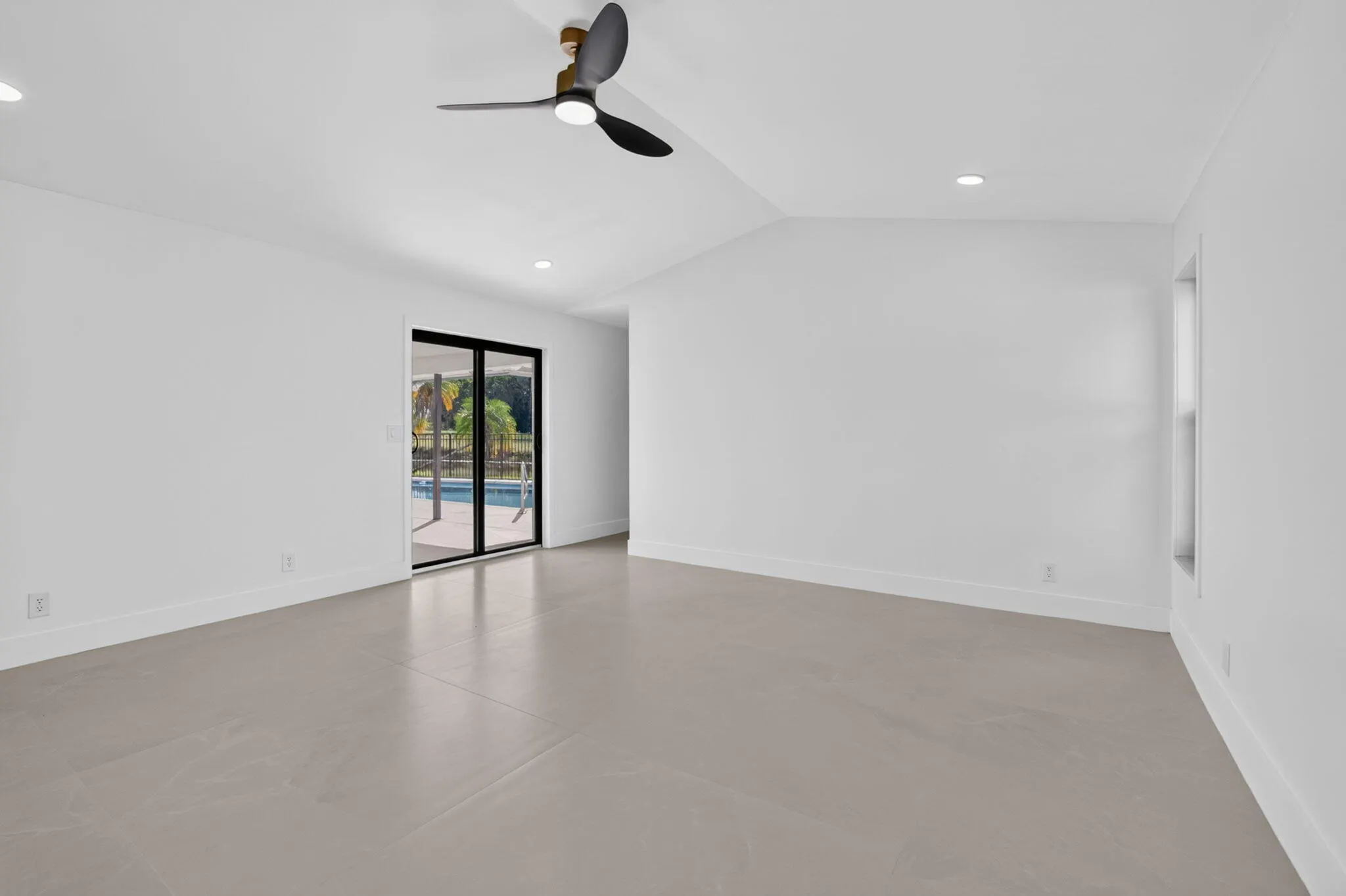 10226 FRESH MEADOW Lane