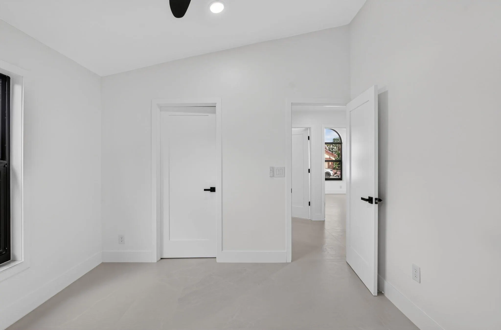 10226 FRESH MEADOW Lane