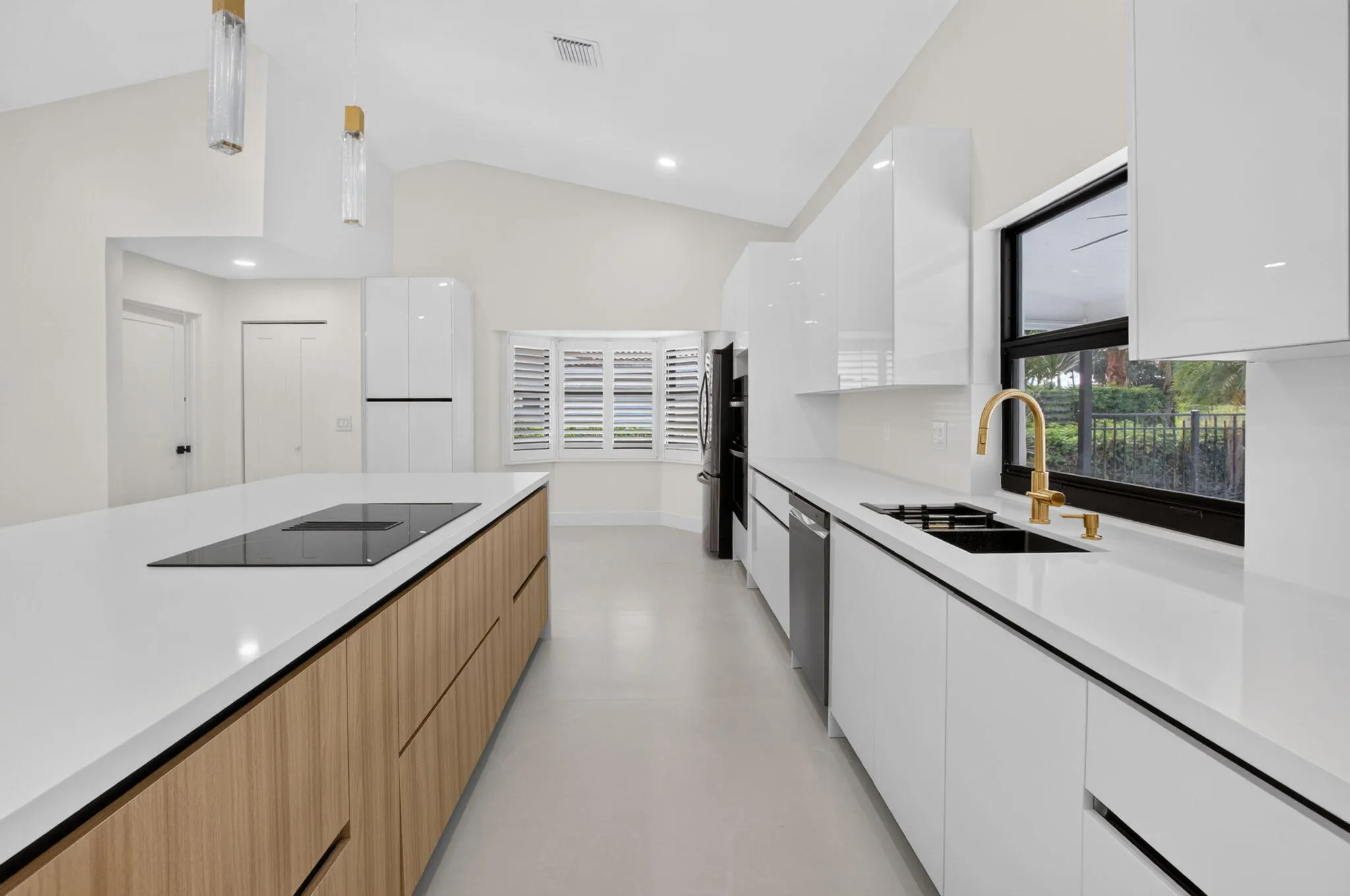 10226 FRESH MEADOW Lane