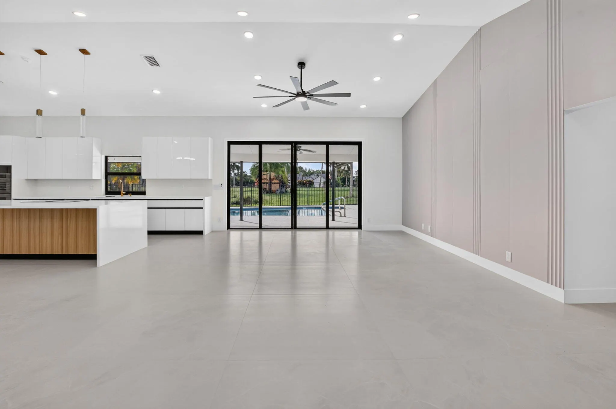 10226 FRESH MEADOW Lane