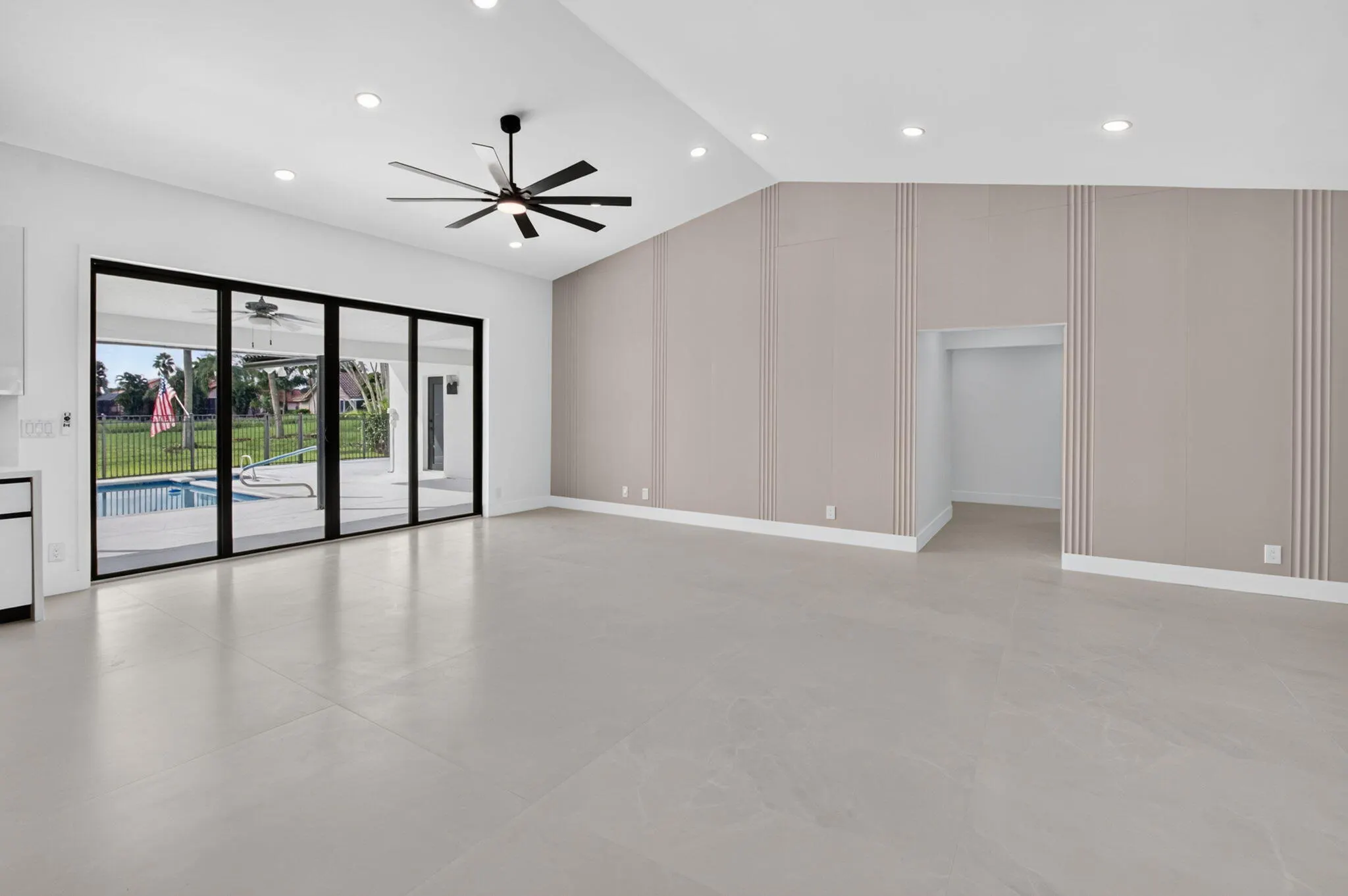 10226 FRESH MEADOW Lane