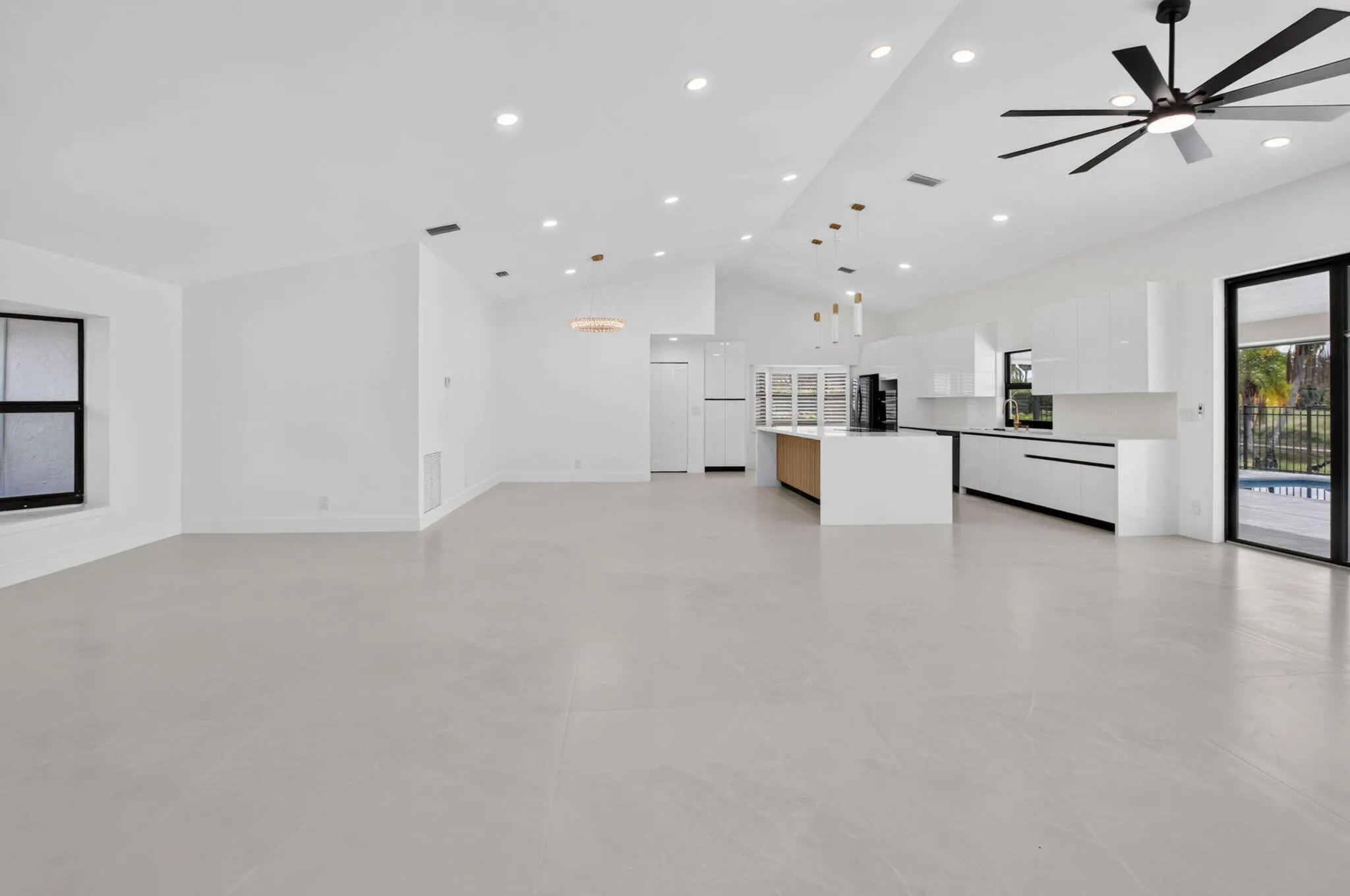 10226 FRESH MEADOW Lane