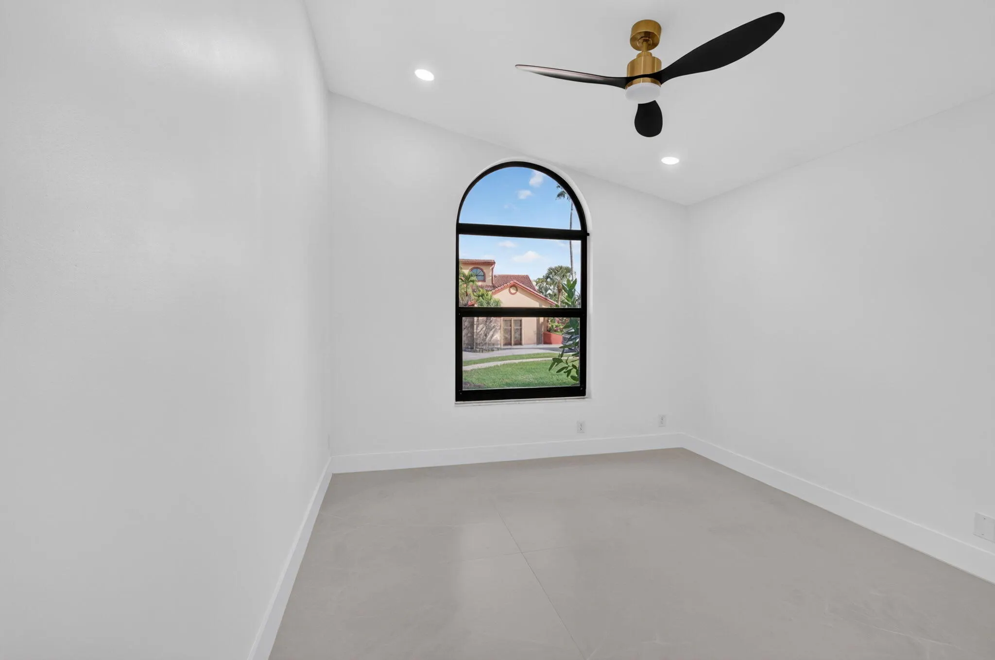 10226 FRESH MEADOW Lane