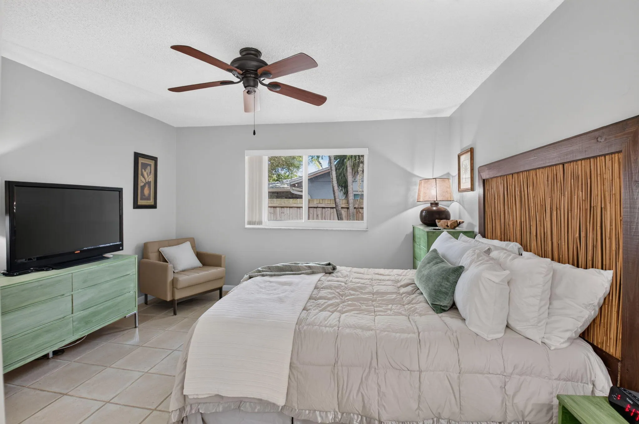 4675 CANAL Drive