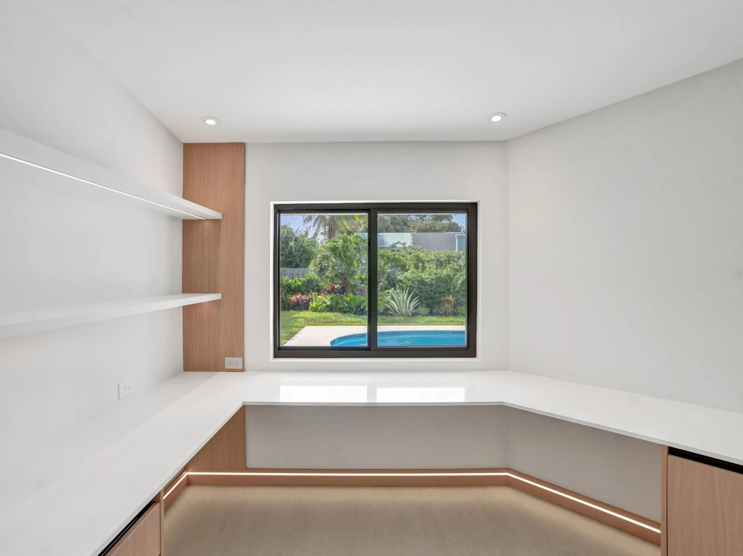 3069 NW 27TH Avenue