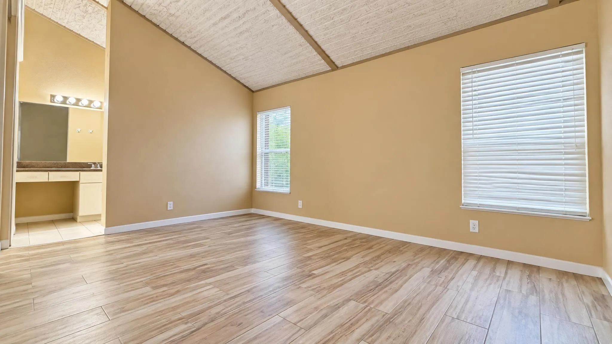 118 MOHIGAN Circle