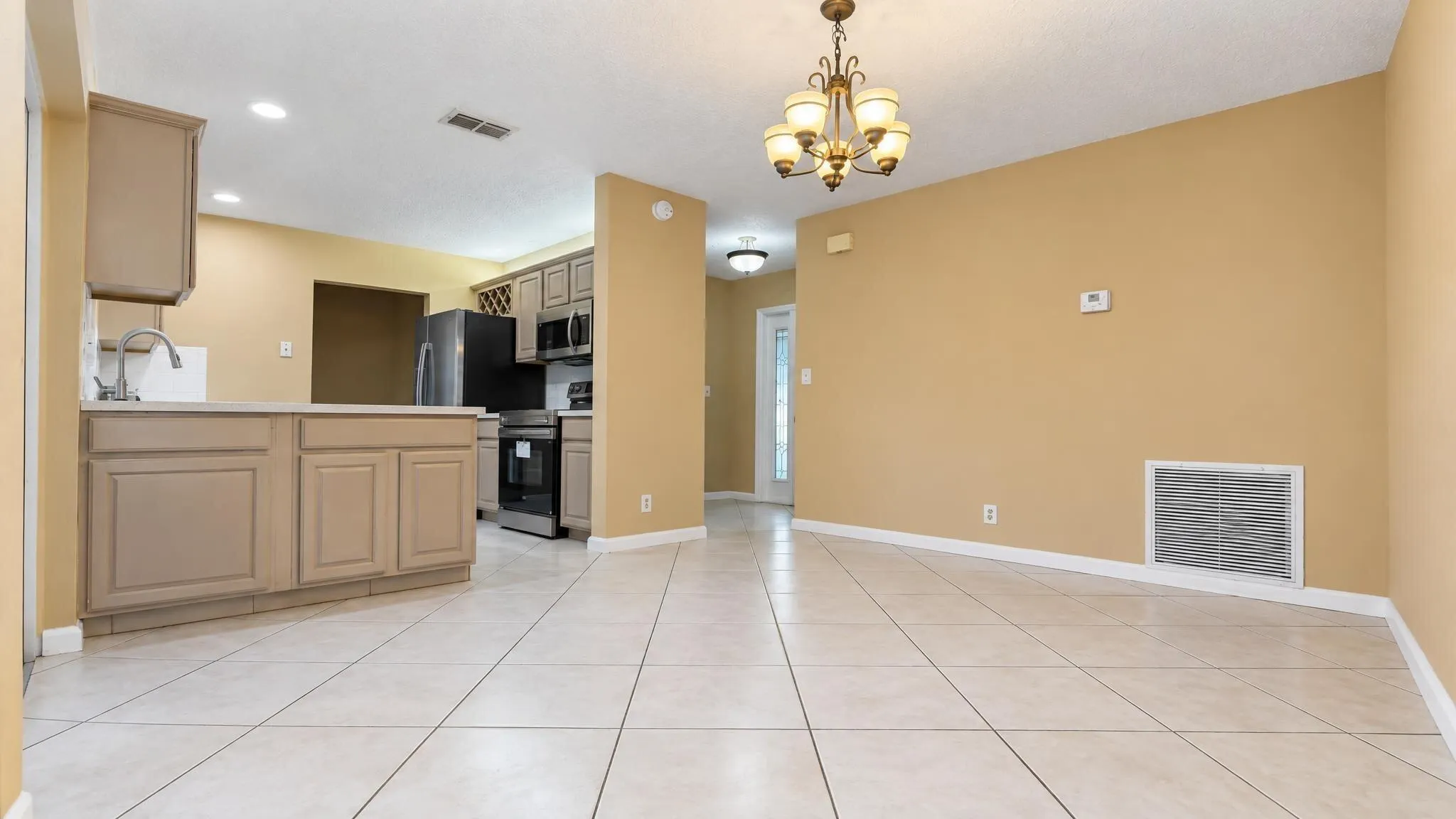 118 MOHIGAN Circle