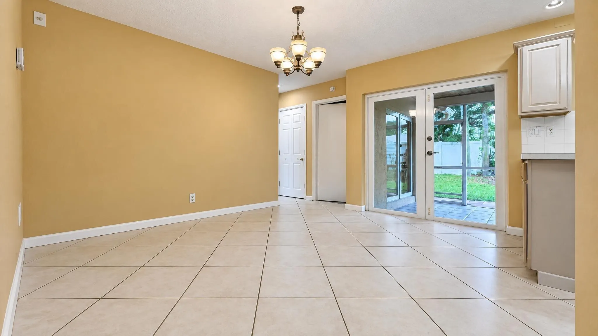 118 MOHIGAN Circle