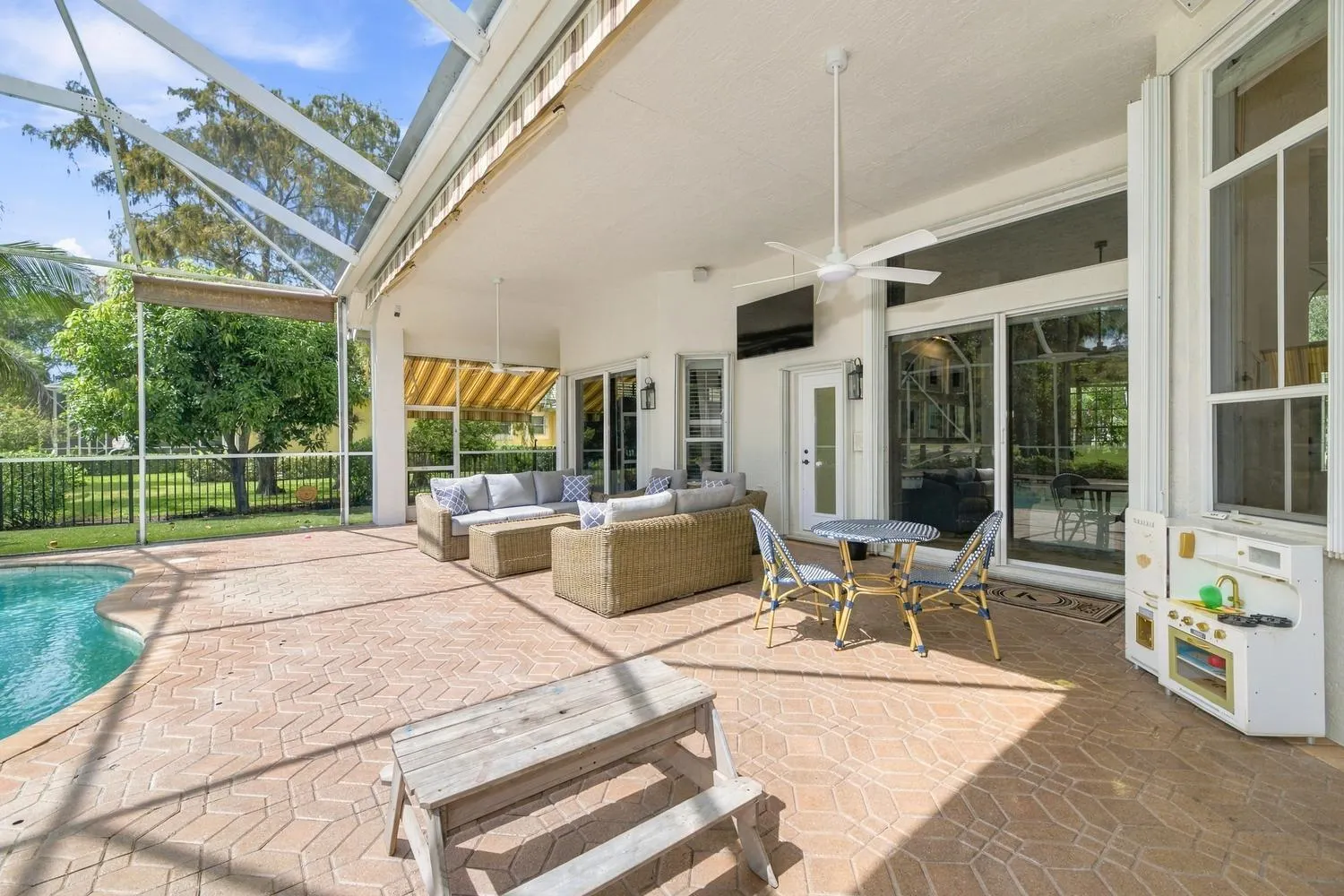 17104 GULF PINE Circle