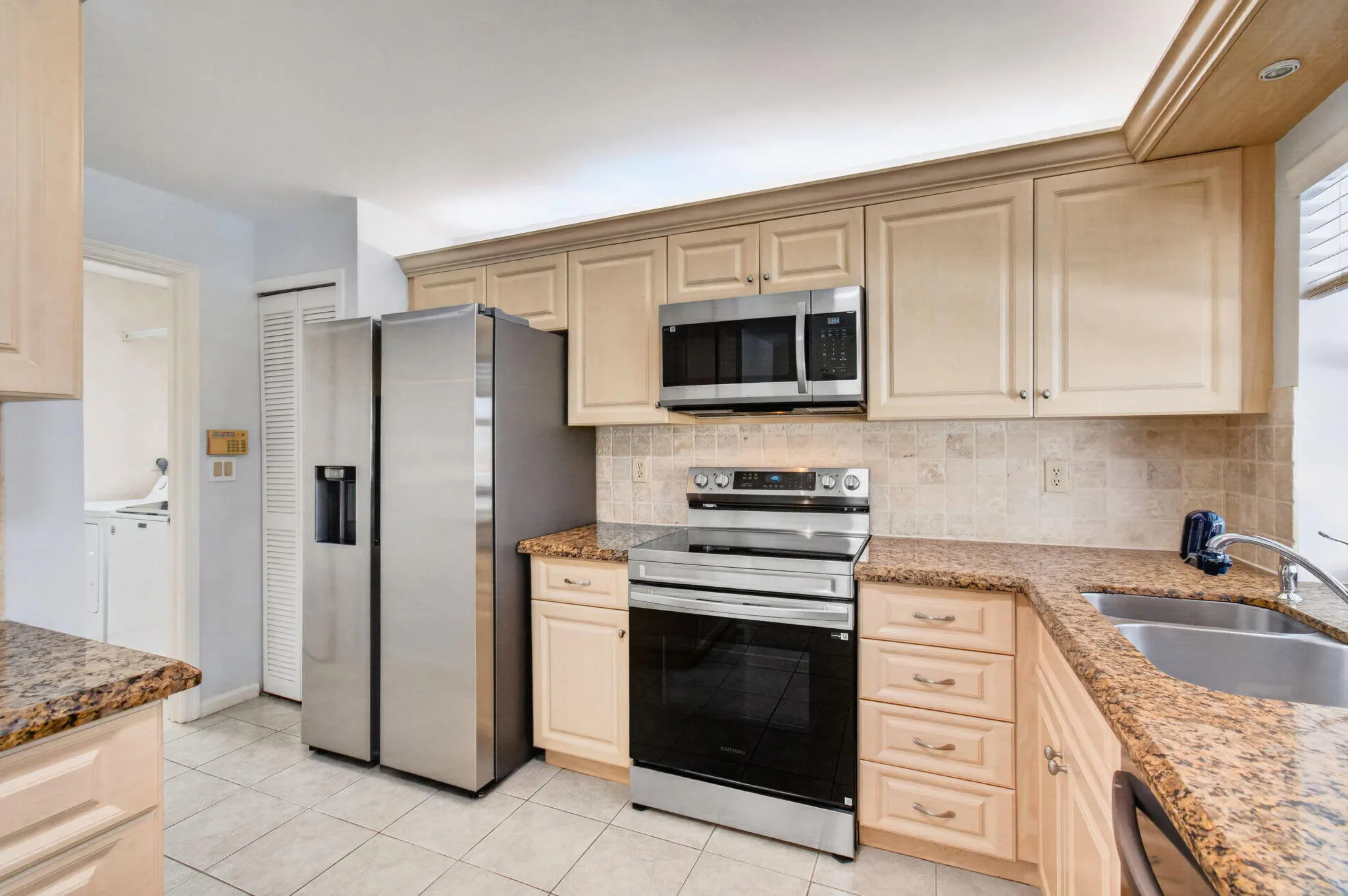 10145 HARBOURTOWN Court