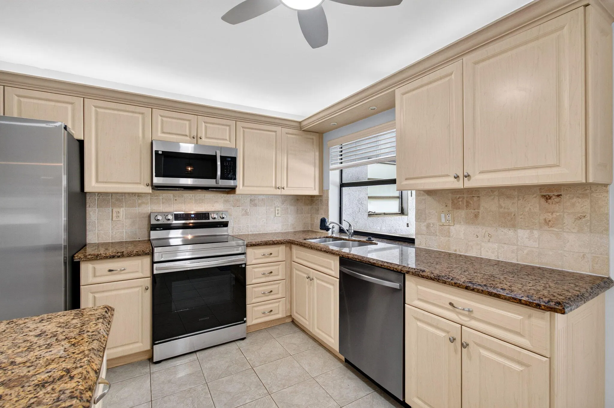 10145 HARBOURTOWN Court
