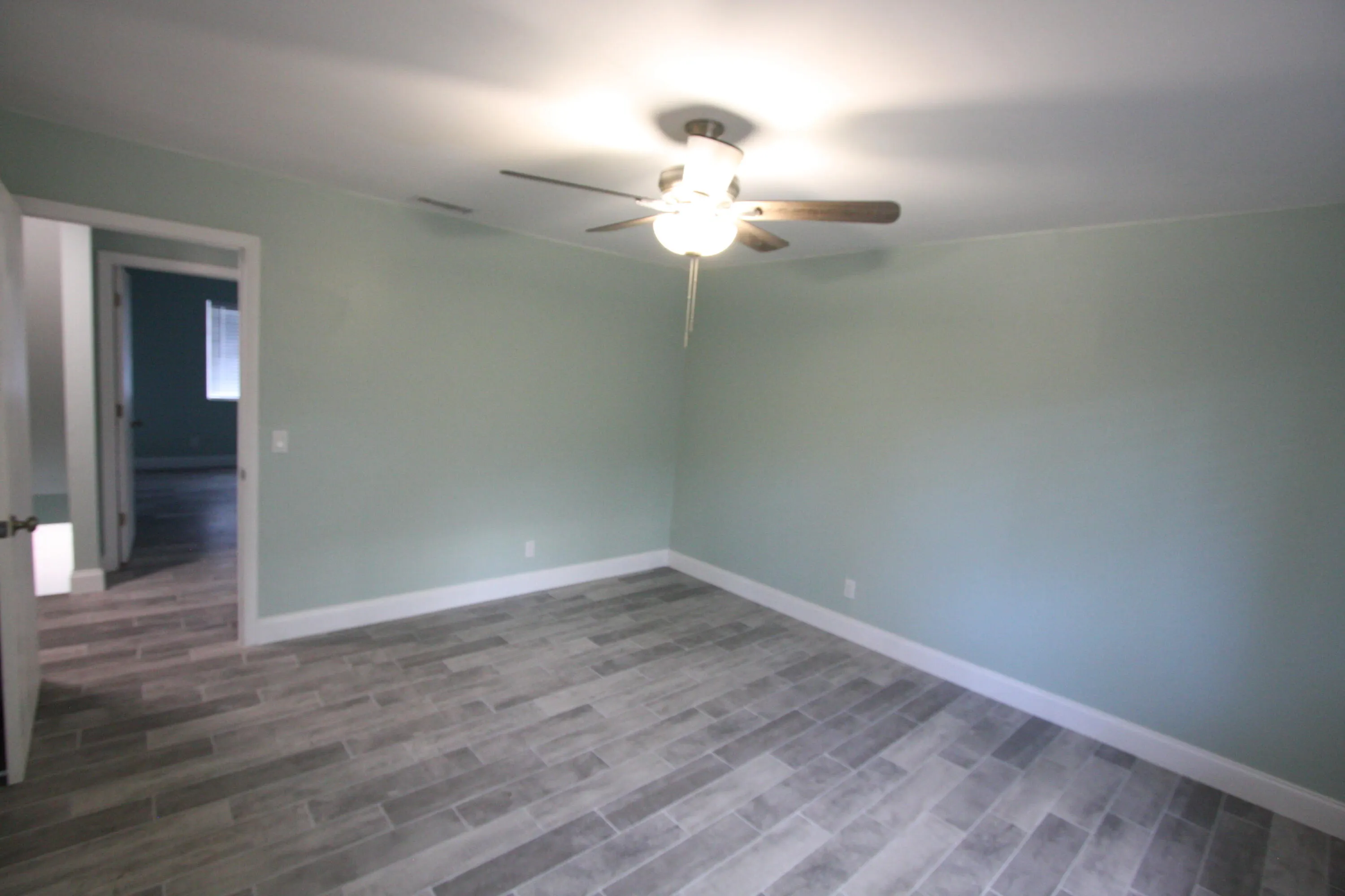 1141 GOLDENROD Road