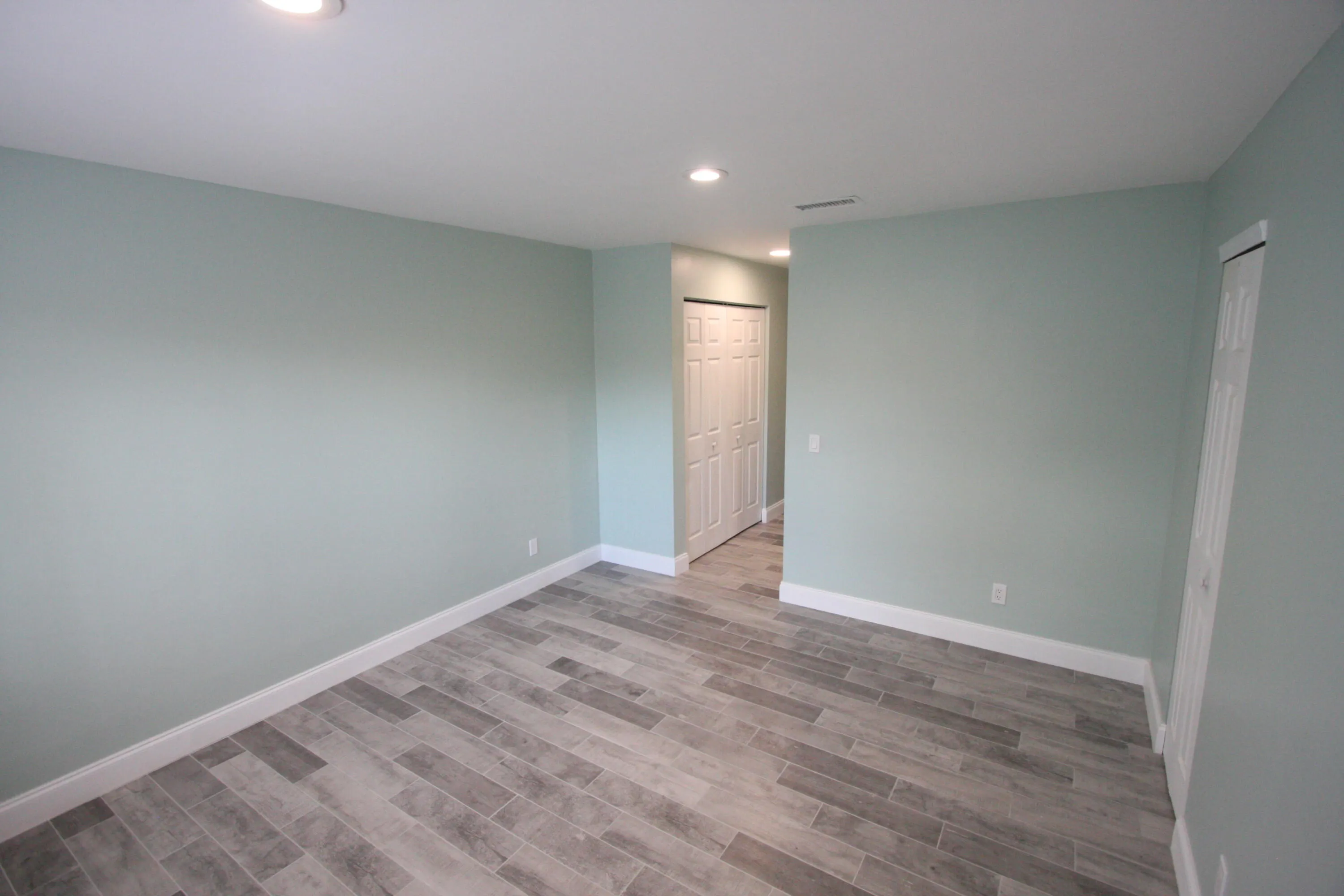 1141 GOLDENROD Road