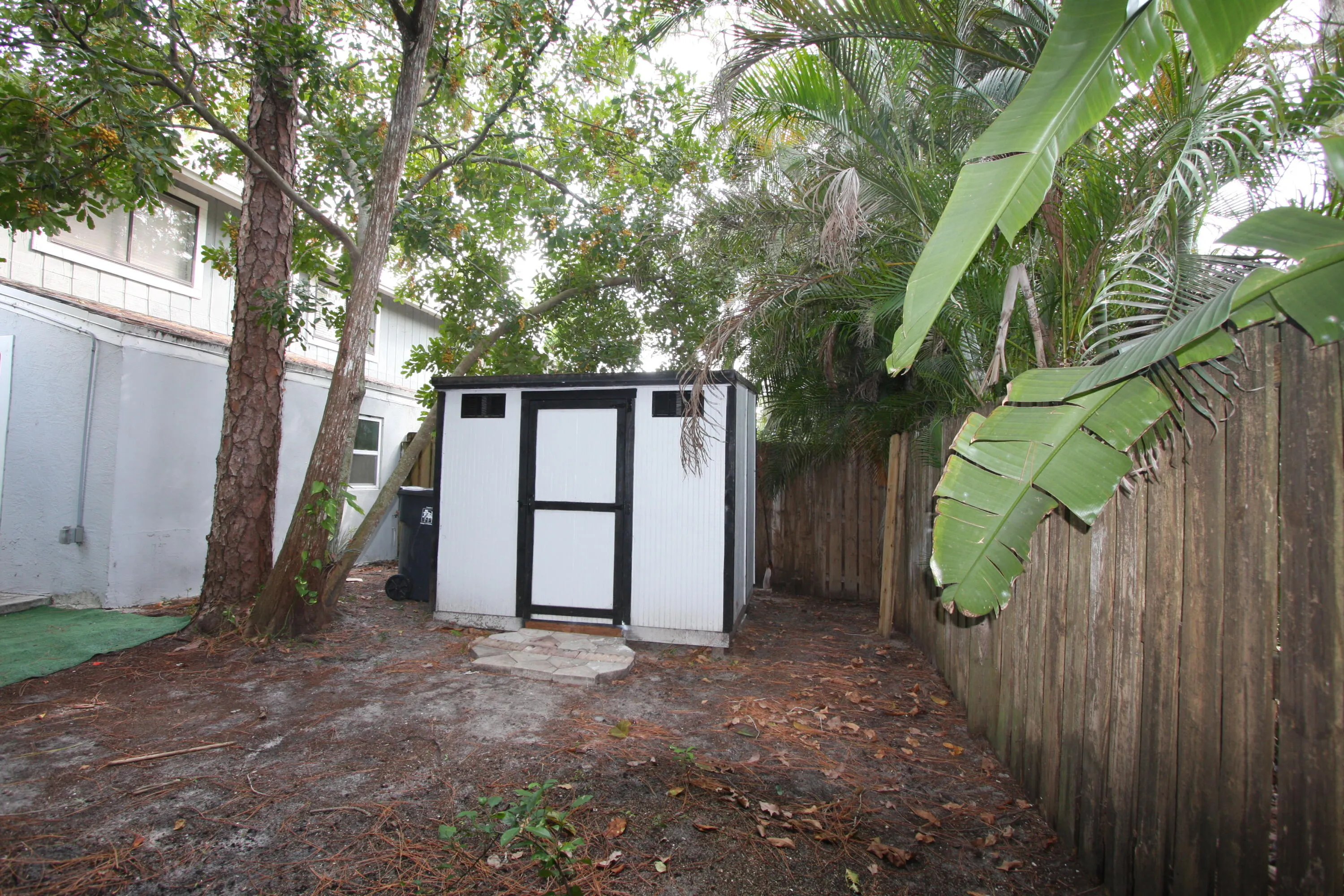 1141 GOLDENROD Road