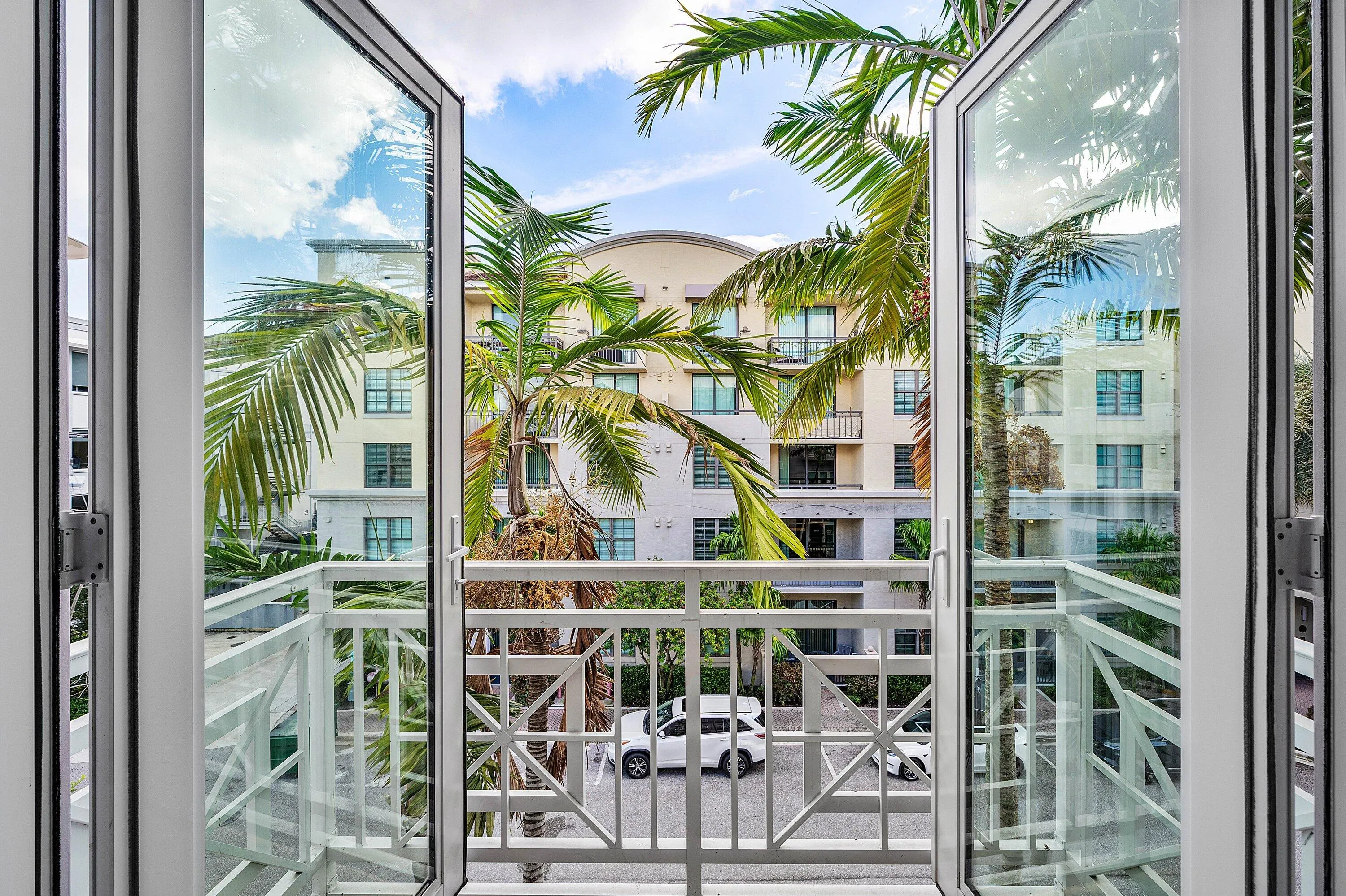 12 SE 1st Avenue #301