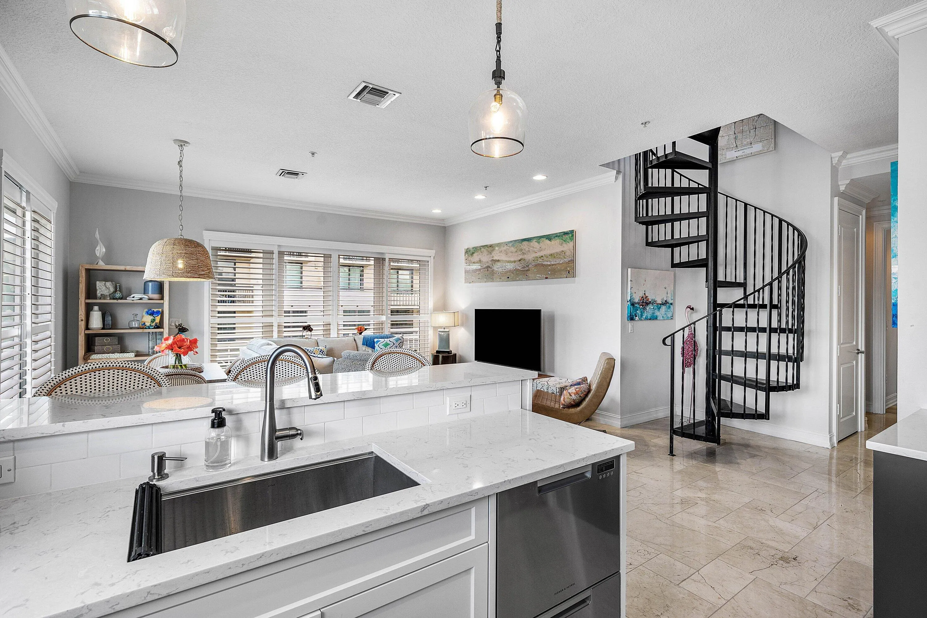 12 SE 1st Avenue #301
