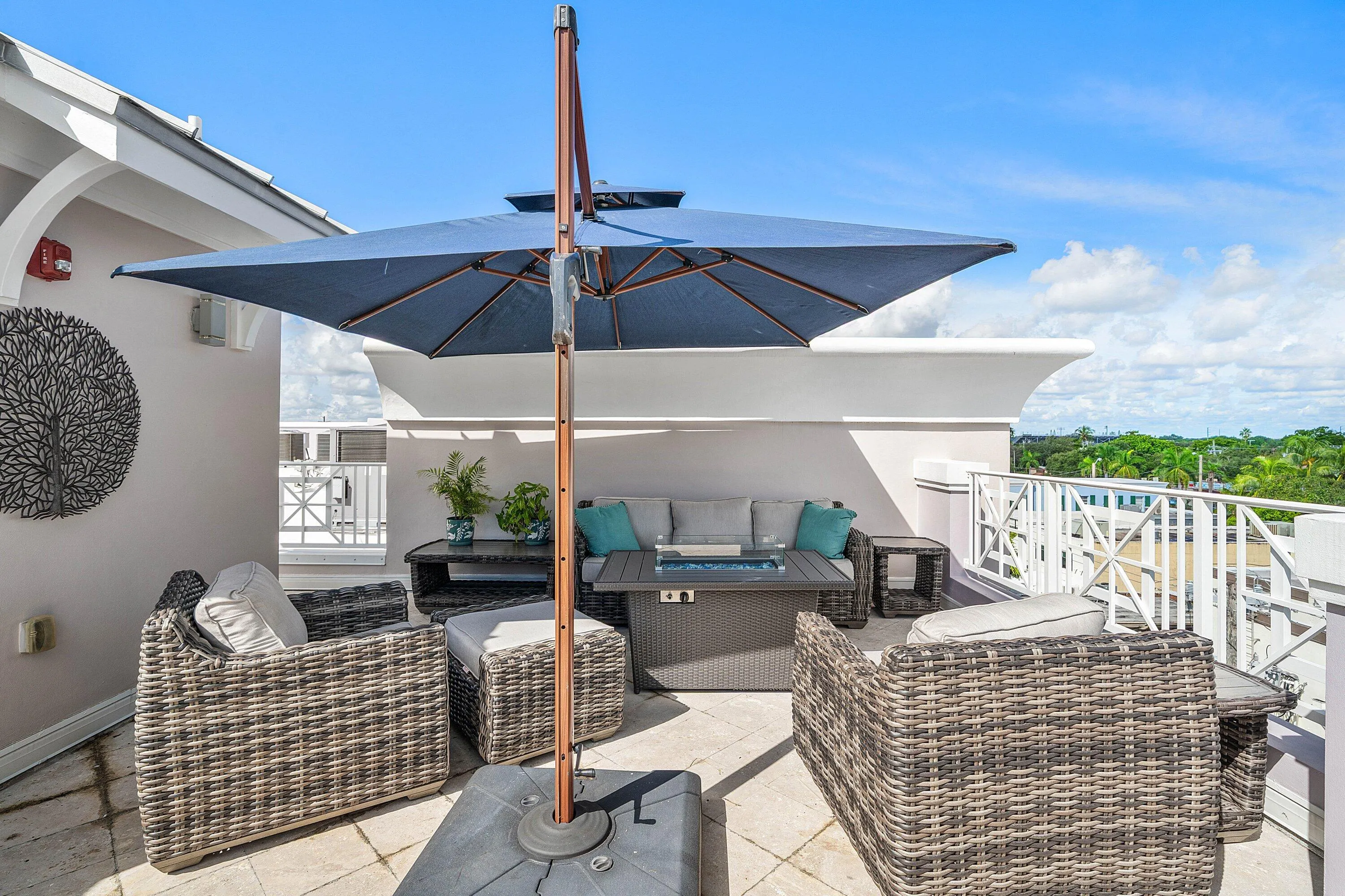 12 SE 1st Avenue #301
