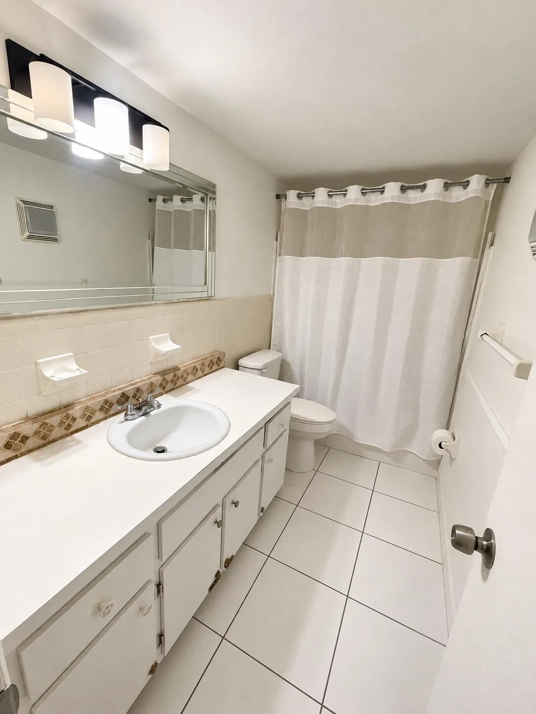 382 E ROYAL PALM Road #0050