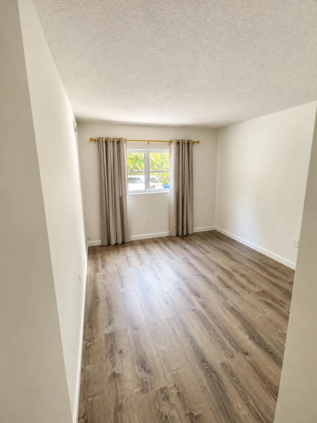 382 E ROYAL PALM Road #0050