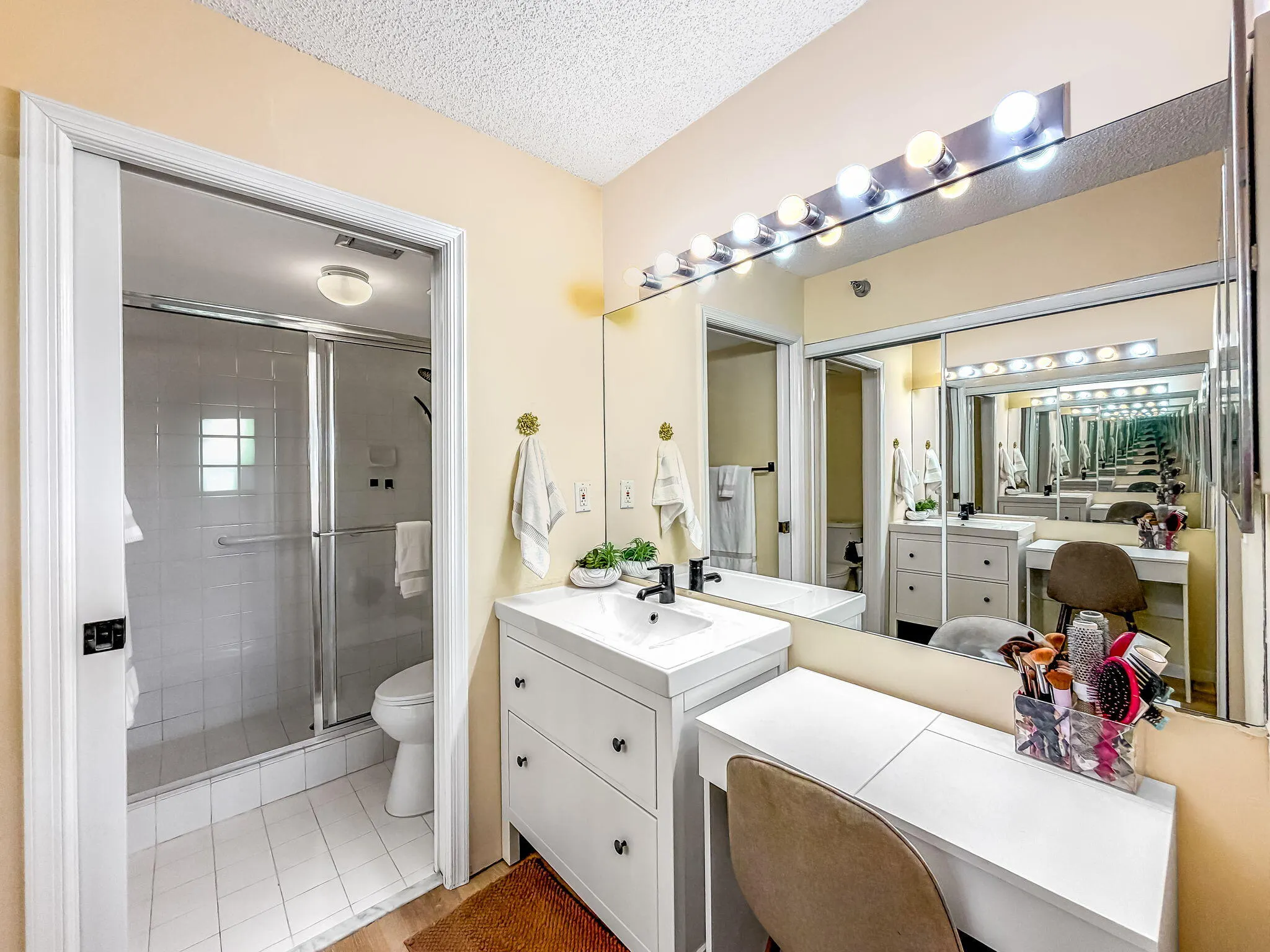 400 NW 67TH Street #G107