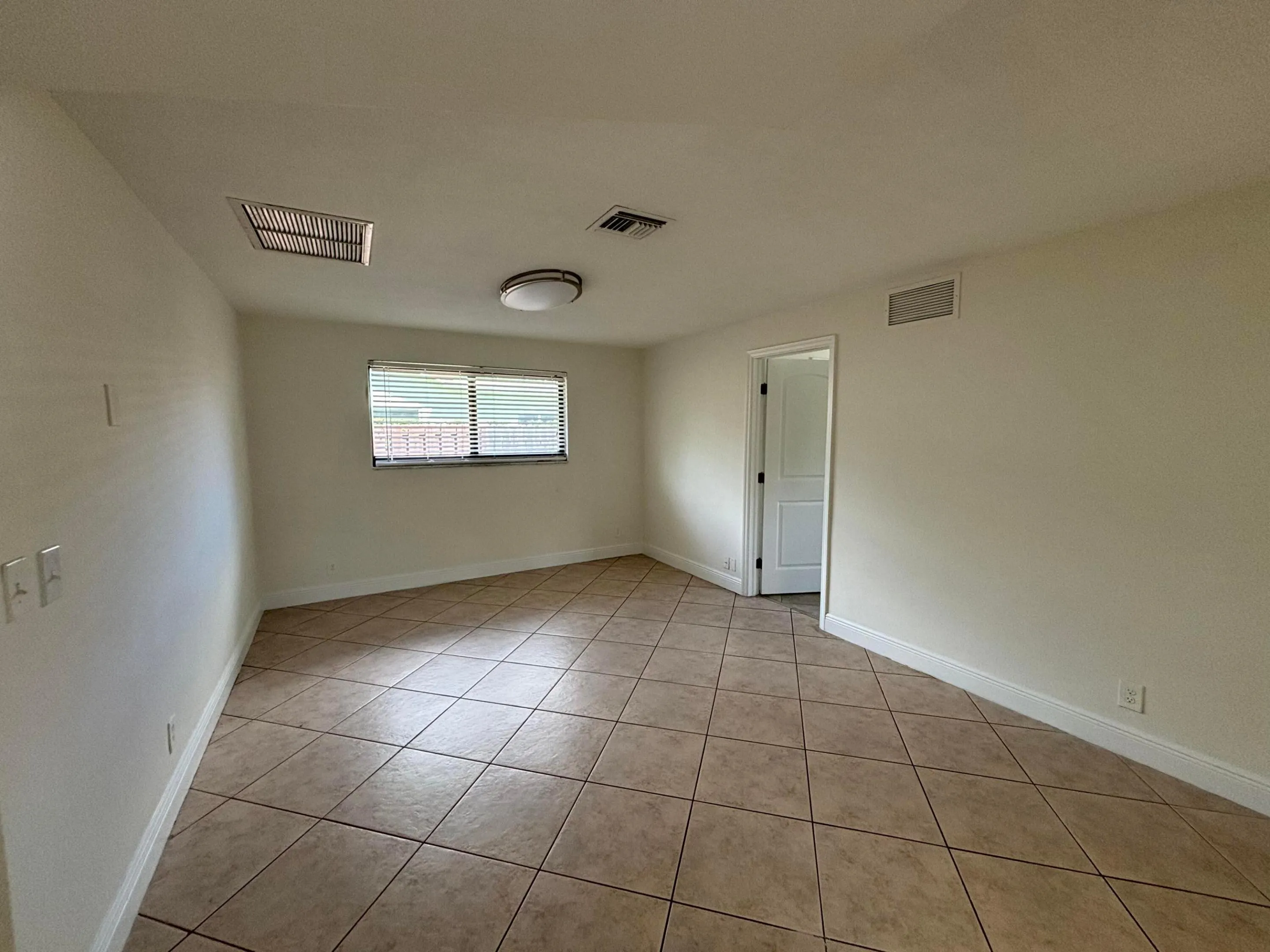 3760 NW 2ND Court